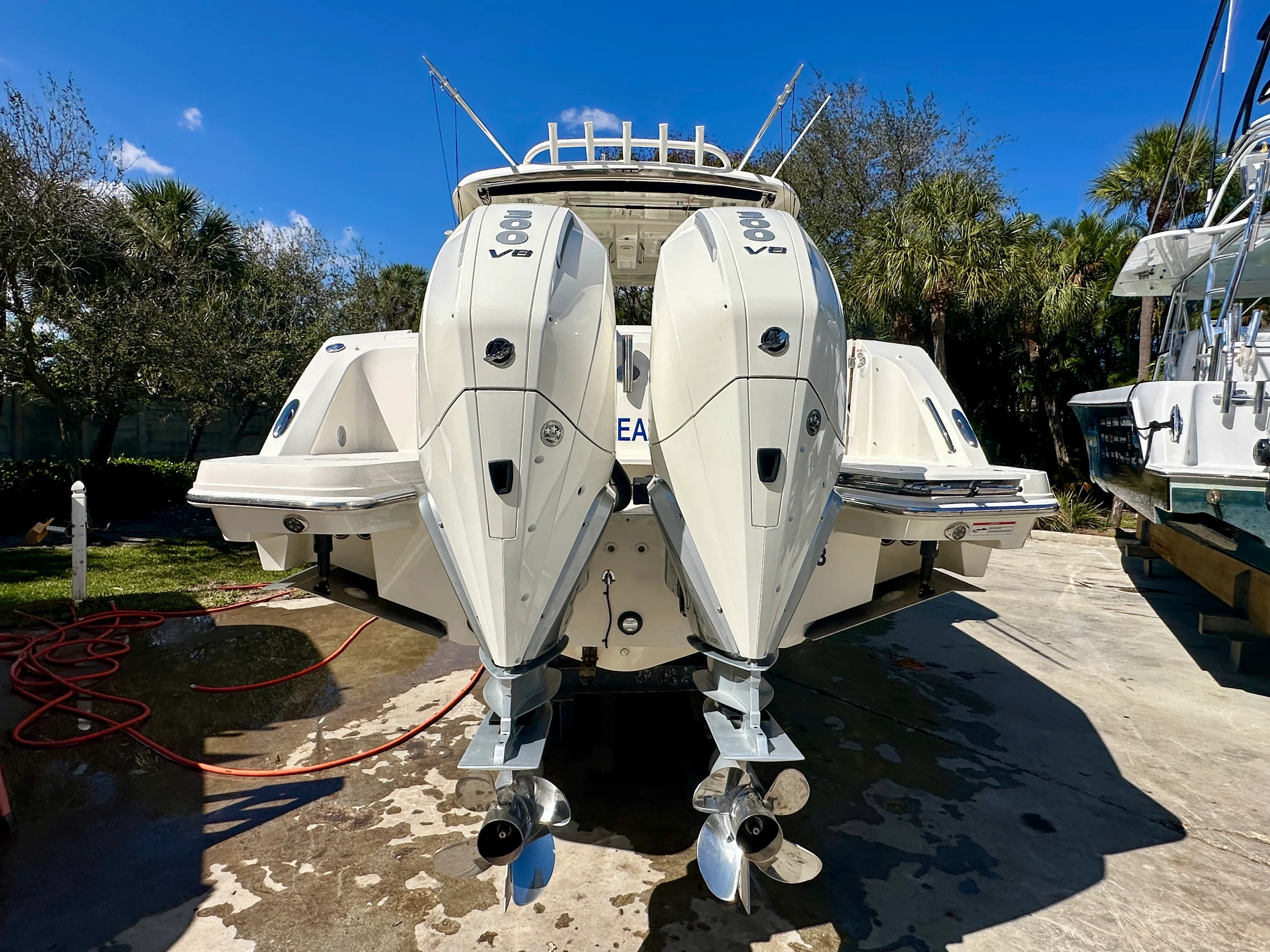 2024 Boston Whaler 320 VANTAGE Image Thumbnail #5