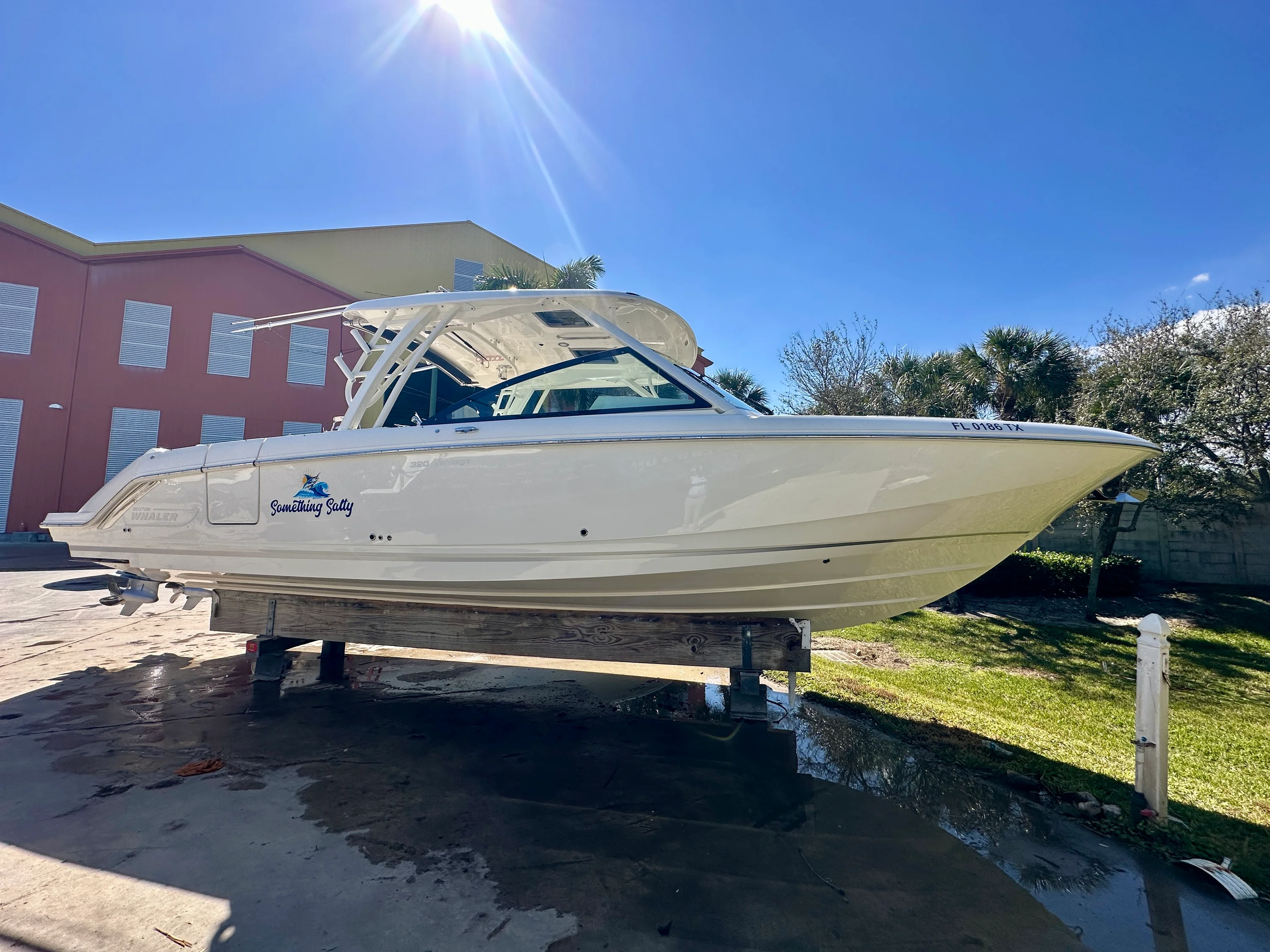 2024 Boston Whaler 320 VANTAGE Image Thumbnail #29