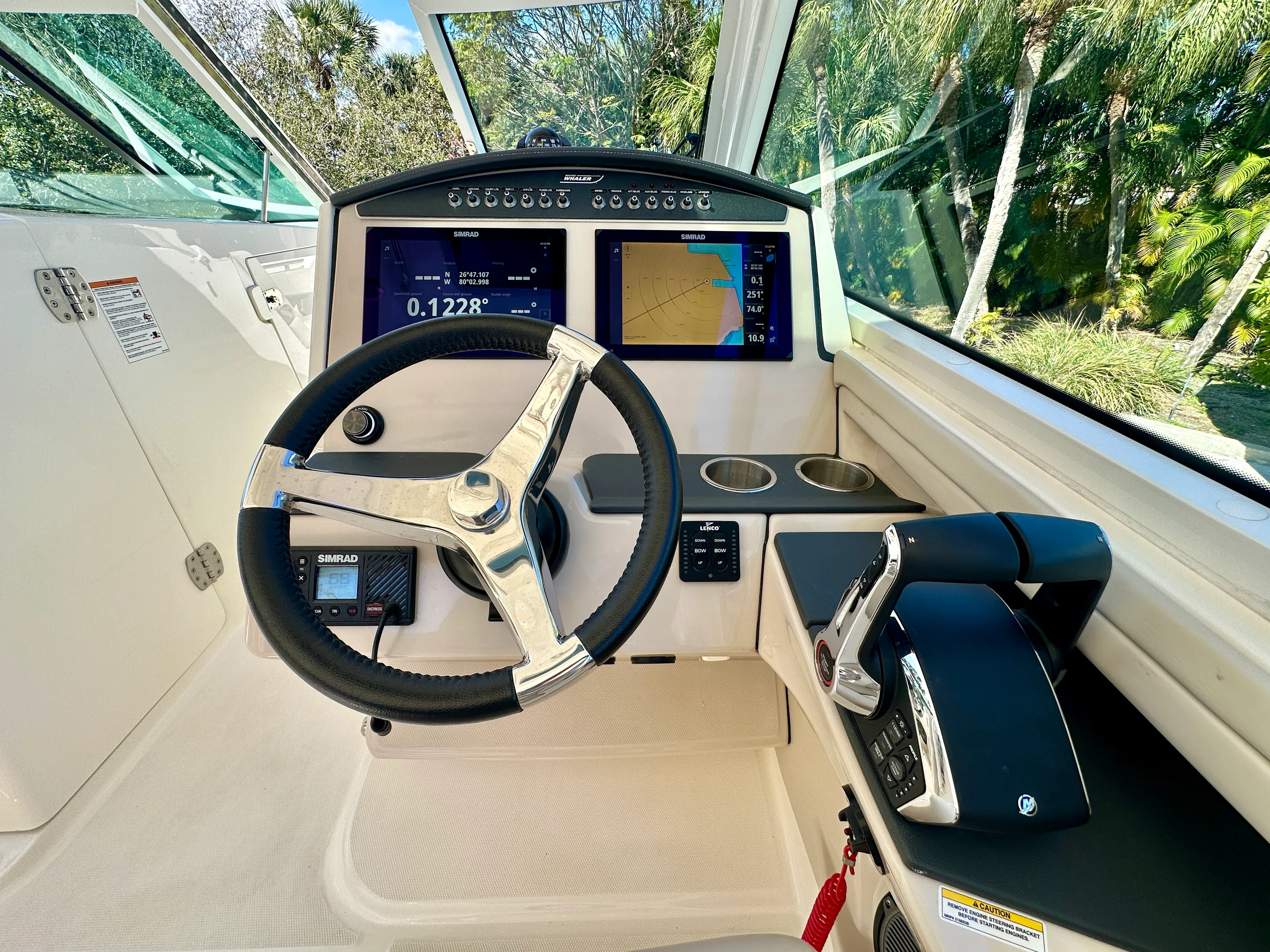 2024 Boston Whaler 320 VANTAGE Image Thumbnail #23