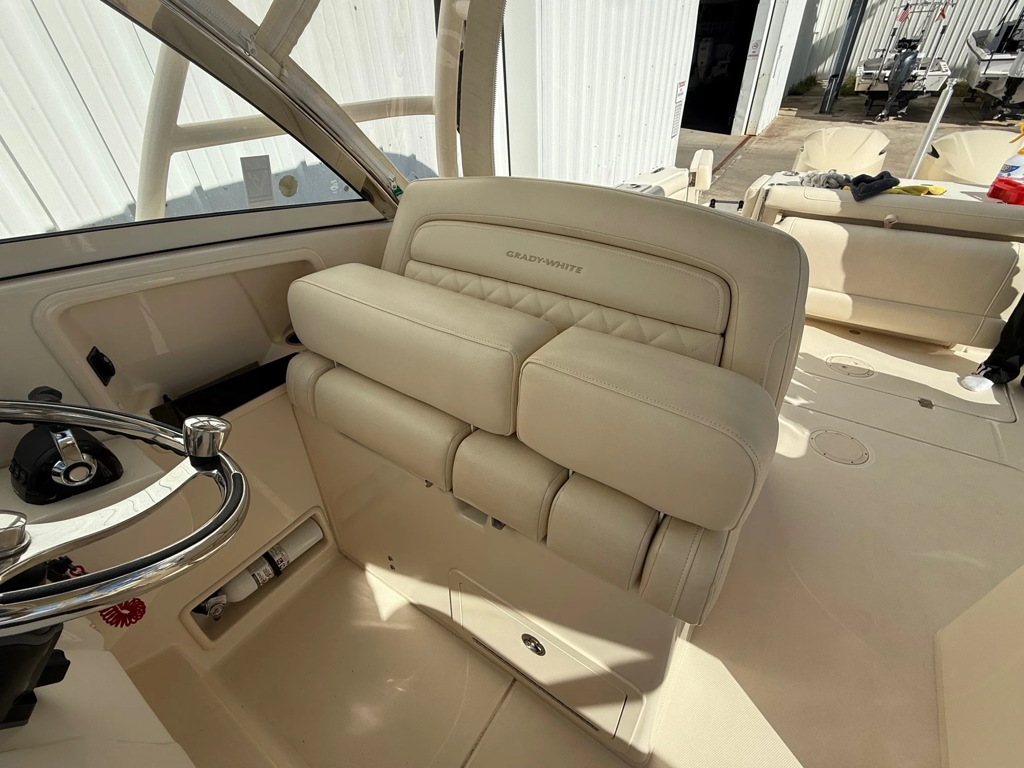 2020 Grady-White FREEDOM 325 Image Thumbnail #16