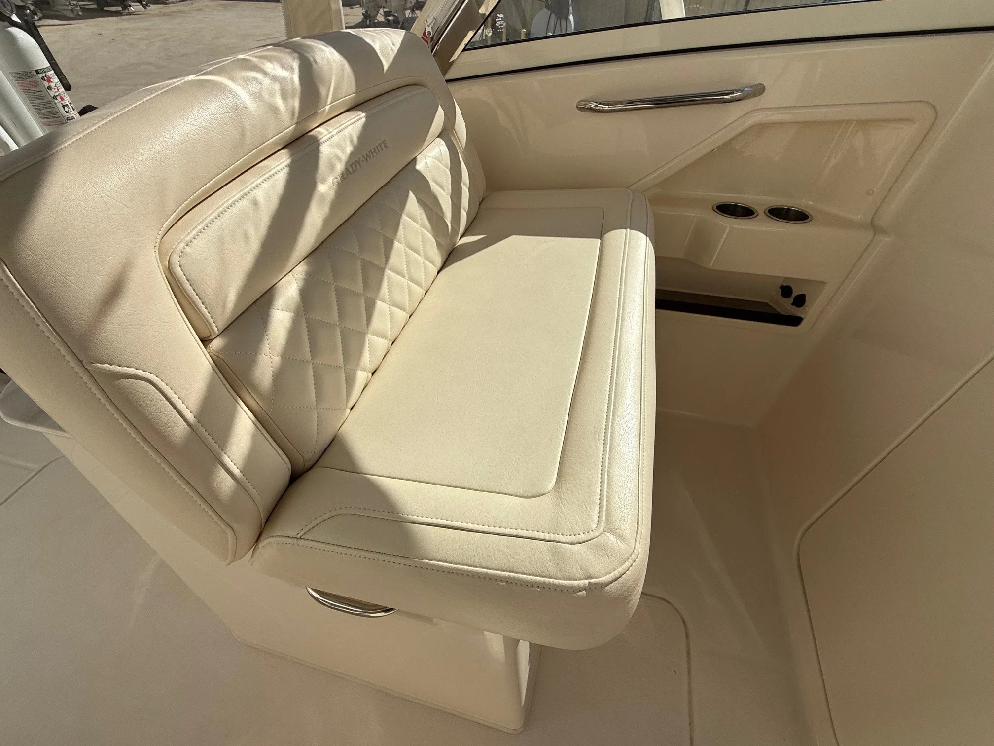2020 Grady-White FREEDOM 325 Image Thumbnail #18