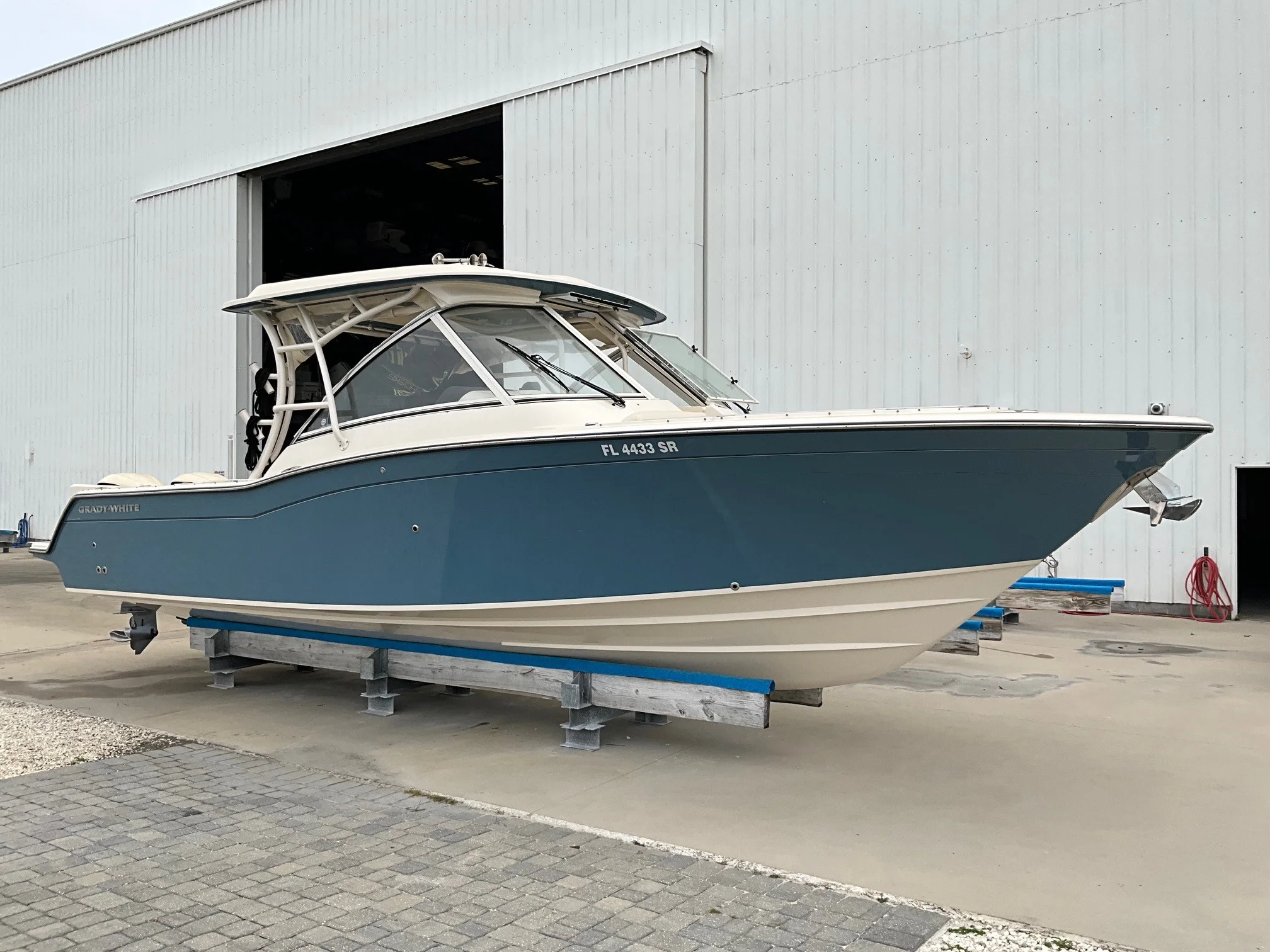 2020 Grady-White FREEDOM 325 Image Thumbnail #1