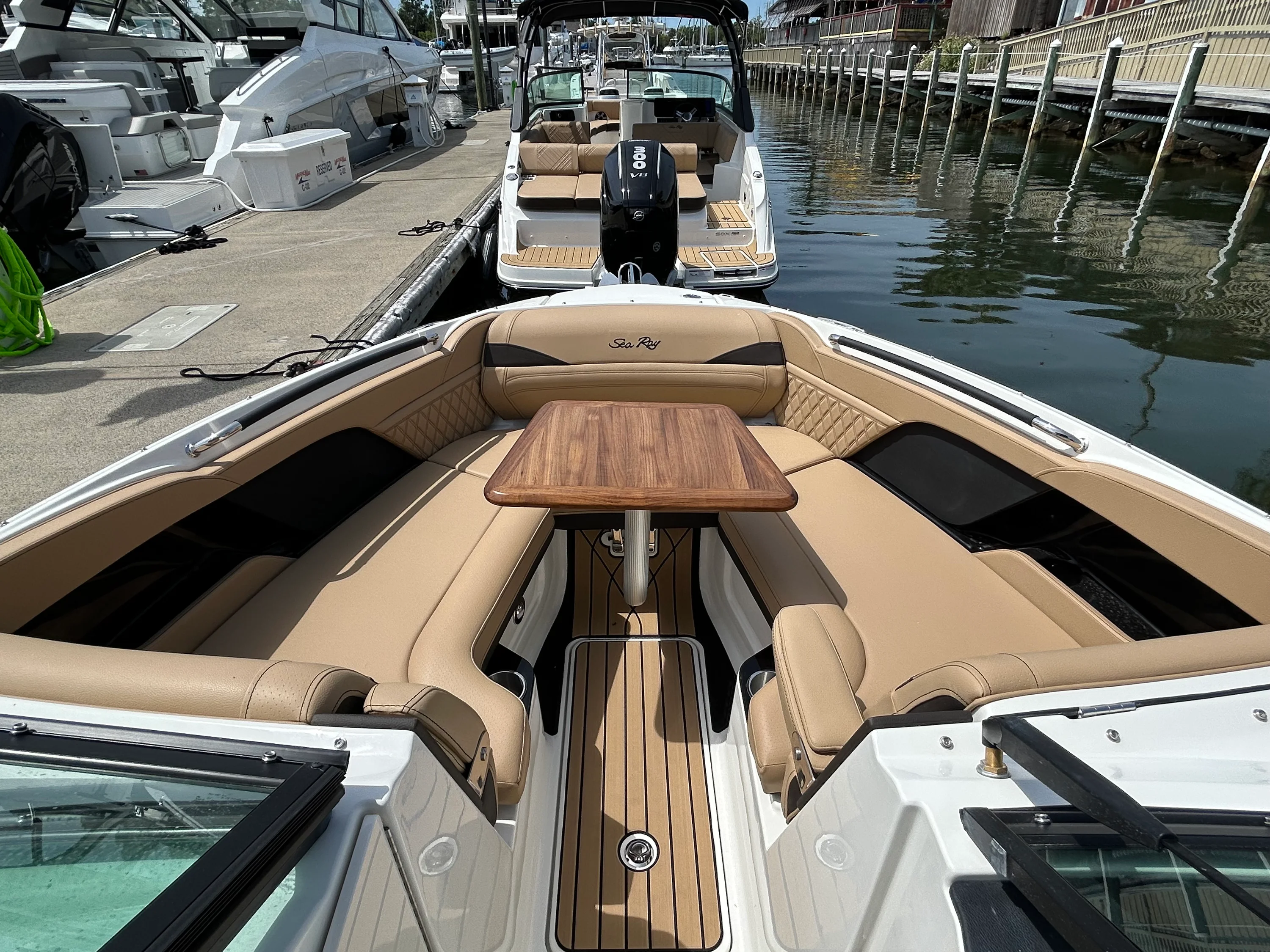 2026 Sea Ray SLX 260 Outboard Image Thumbnail #25
