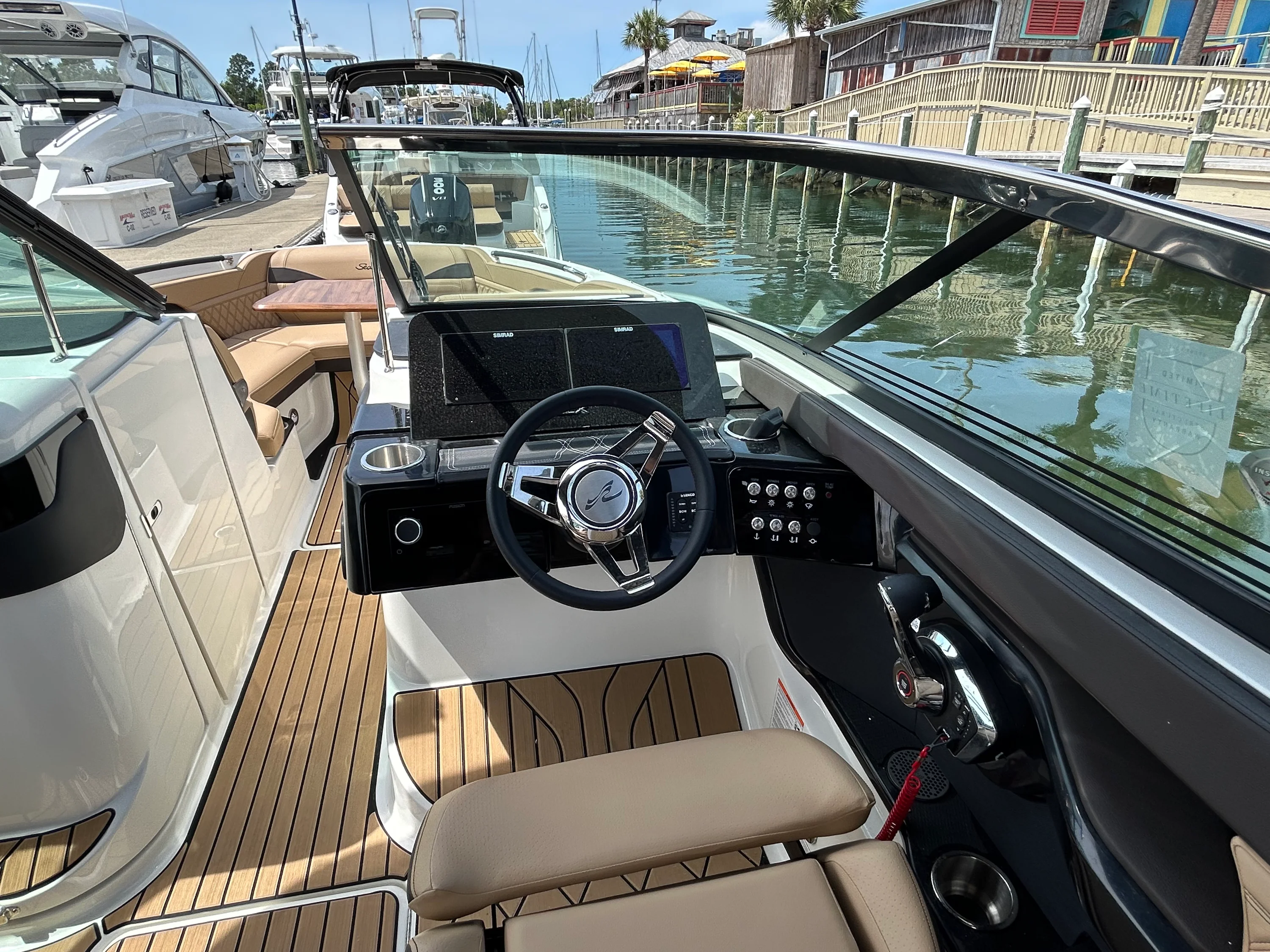 2026 Sea Ray SLX 260 Outboard Image Thumbnail #21