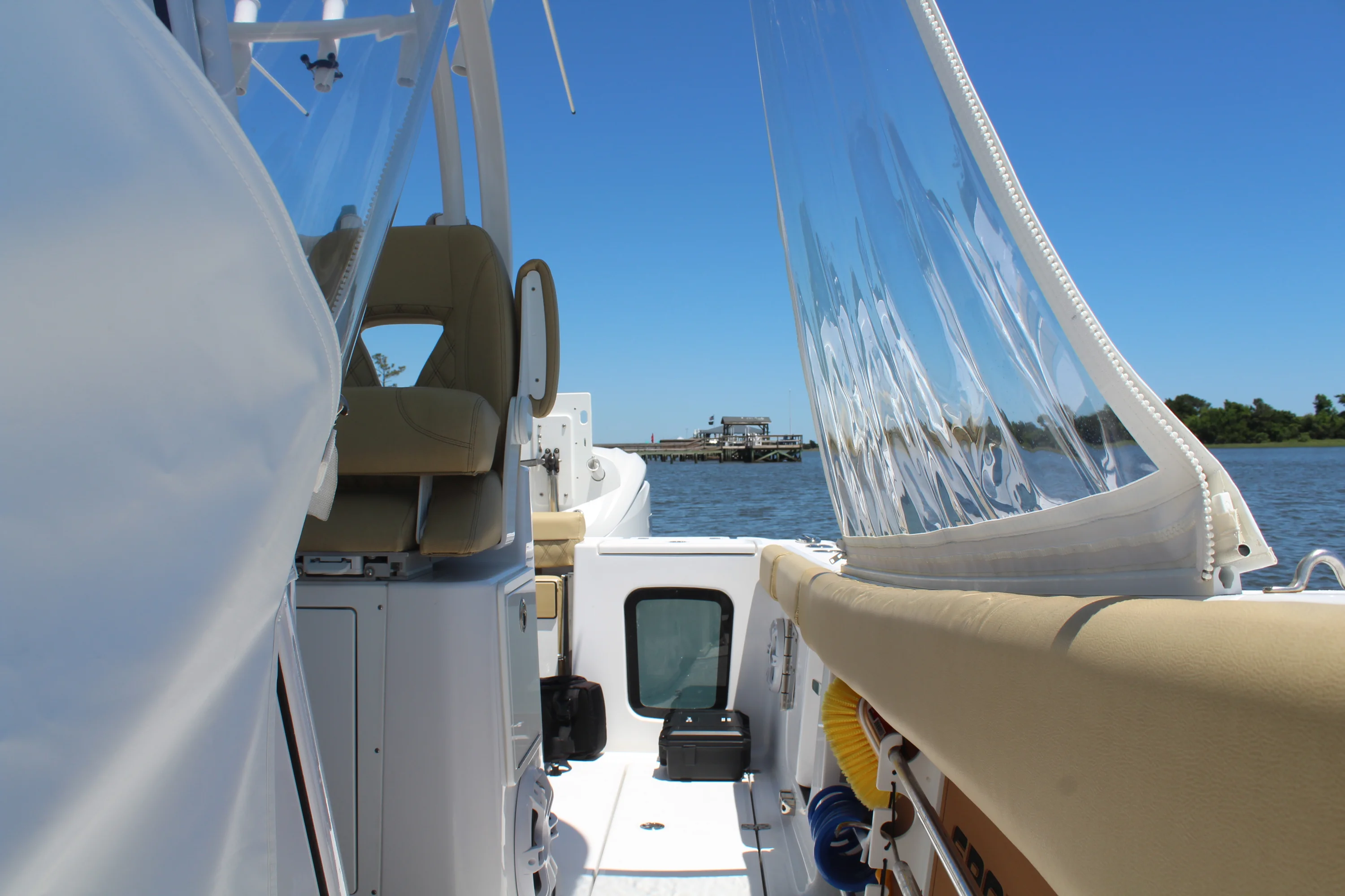 2024 Sportsman 282 OPEN Image Thumbnail #25