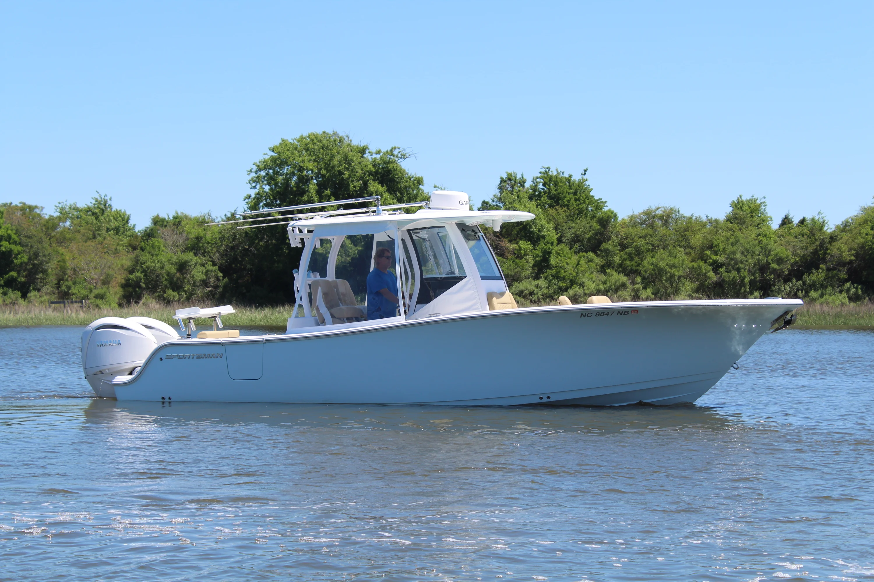 2024 Sportsman 282 OPEN Image Thumbnail #1