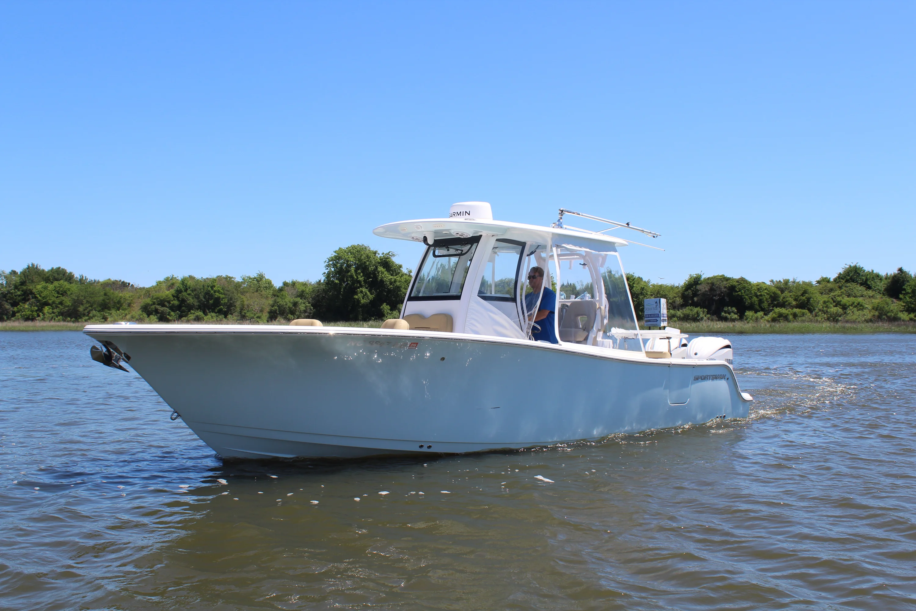 2024 Sportsman 282 OPEN Image Thumbnail #2