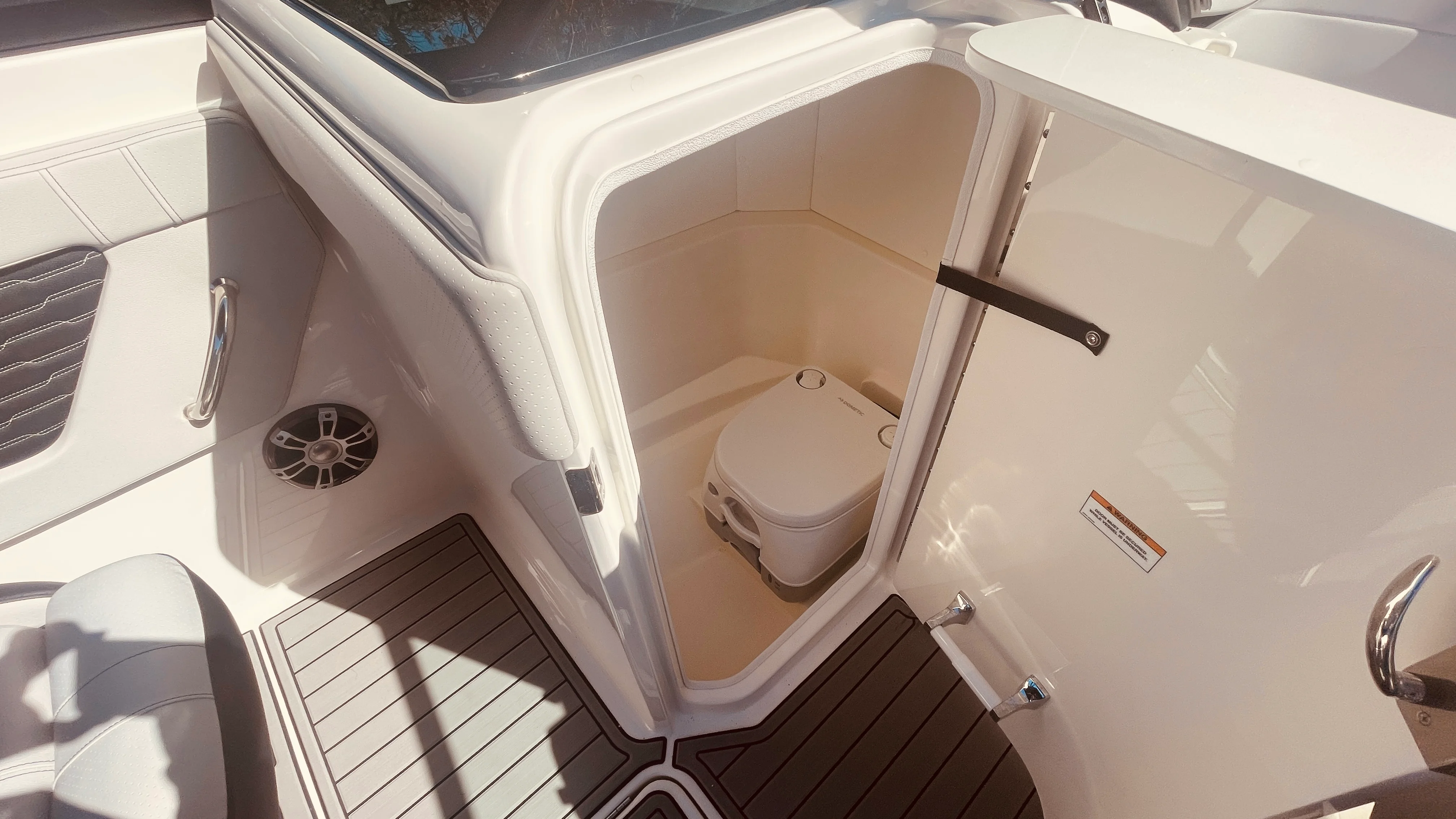 2023 Sea Ray 230 SPX OUTBOARD Image Thumbnail #22