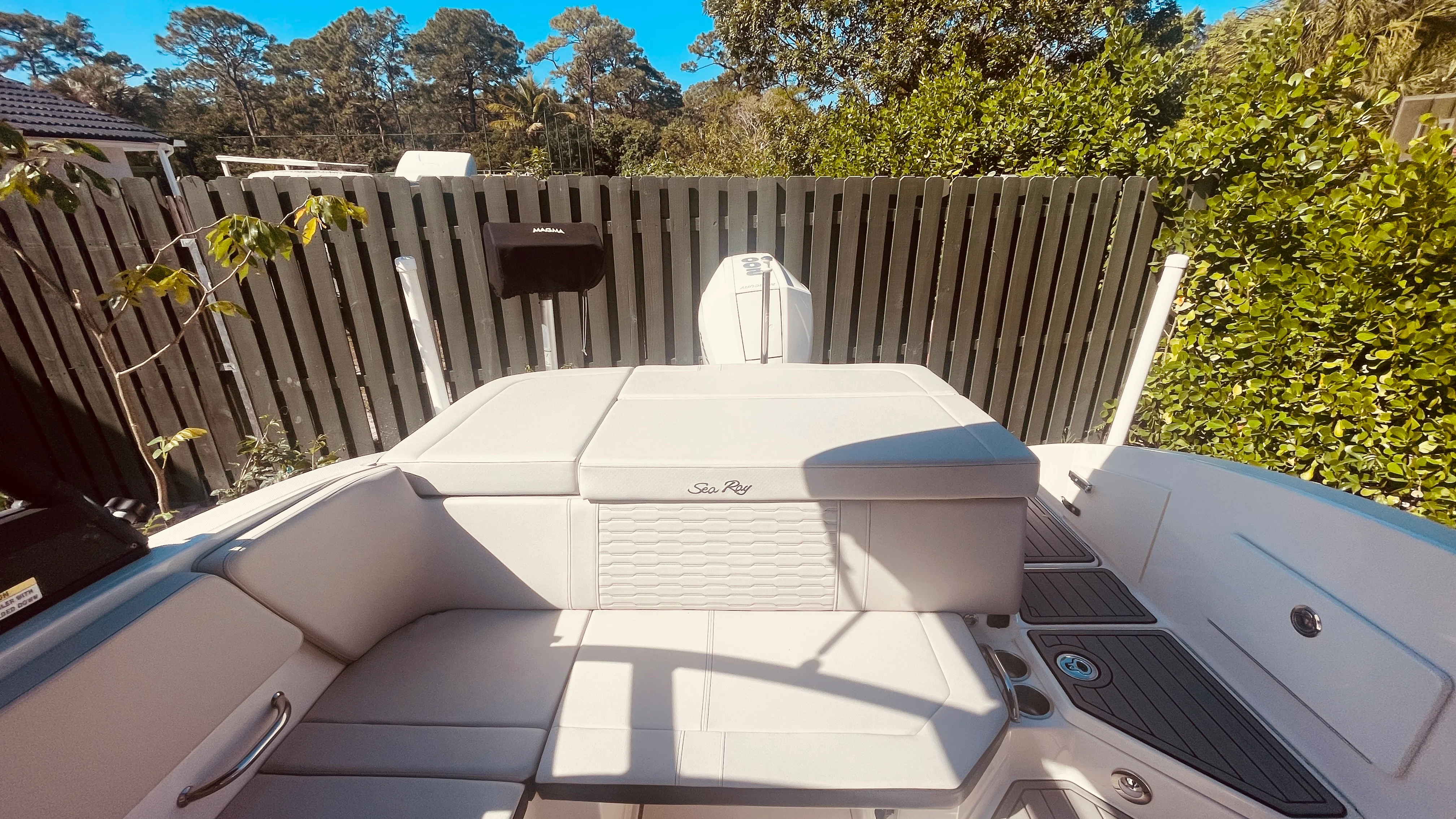 2023 Sea Ray 230 SPX OUTBOARD Image Thumbnail #20