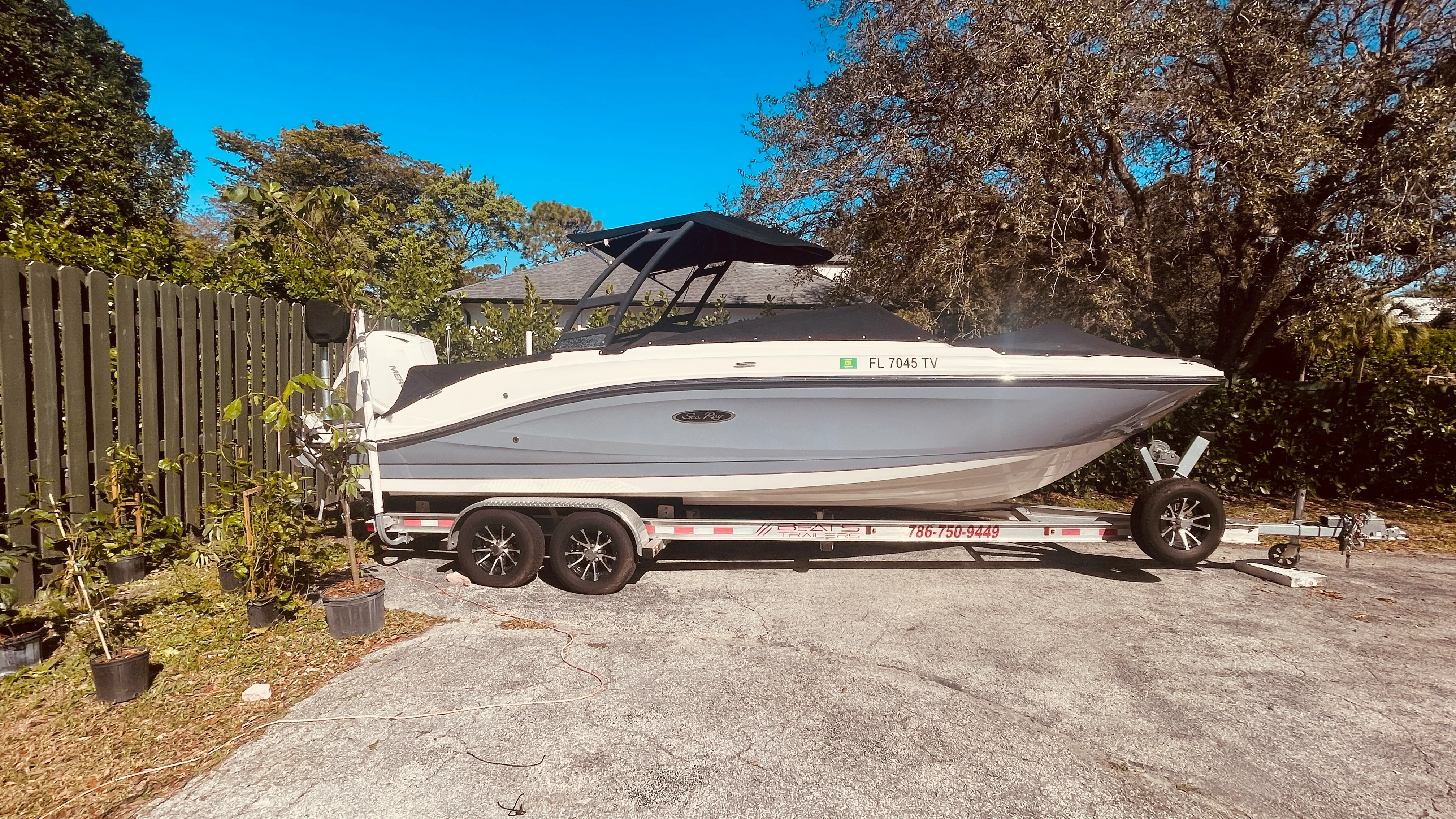 2023 Sea Ray 230 SPX OUTBOARD Image Thumbnail #0