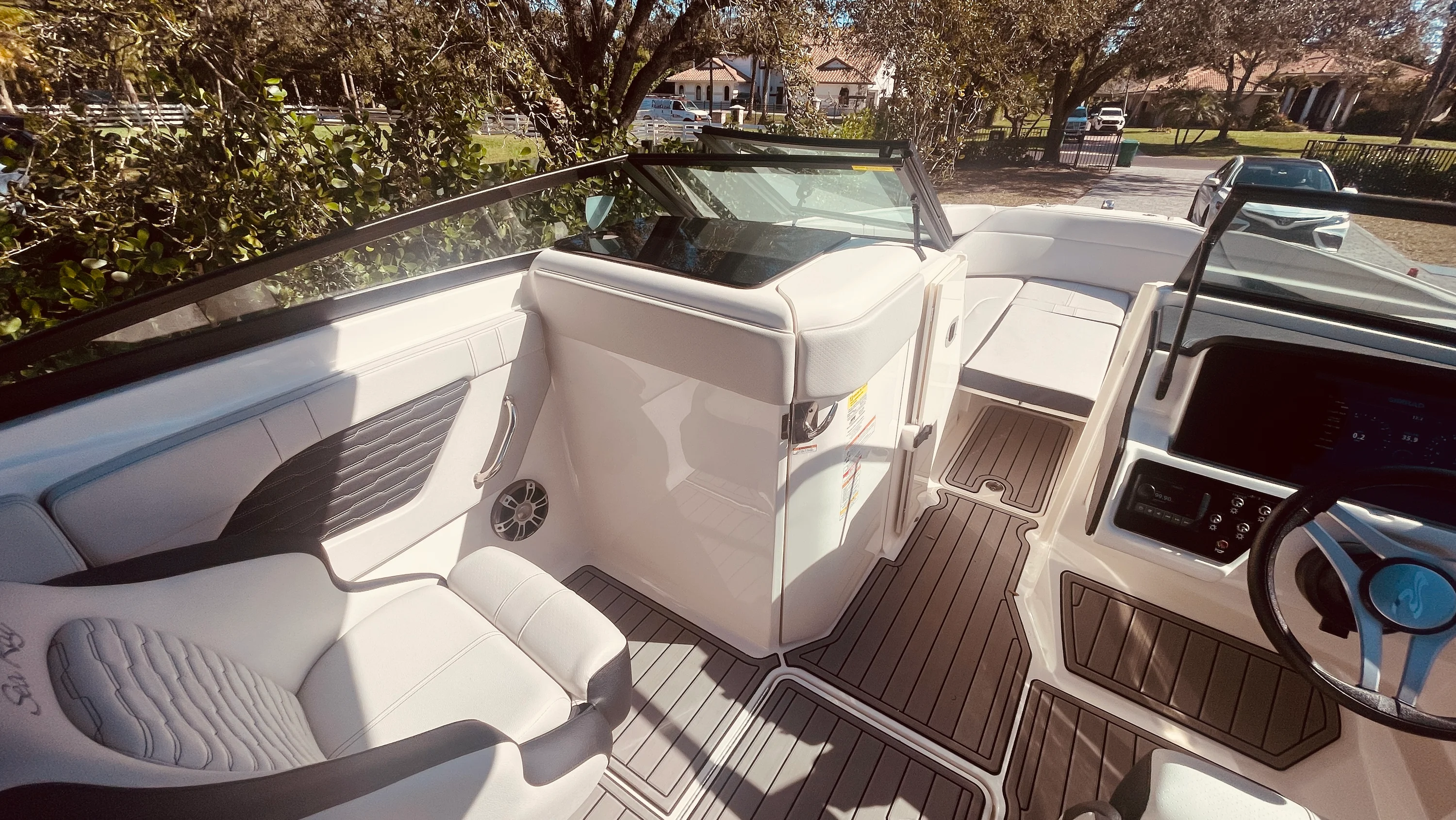 2023 Sea Ray 230 SPX OUTBOARD Image Thumbnail #21