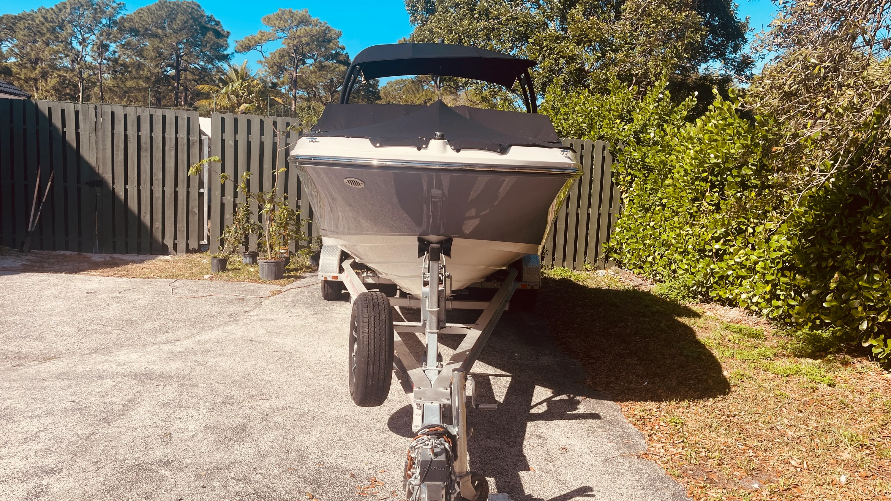 2023 Sea Ray 230 SPX OUTBOARD Image Thumbnail #2