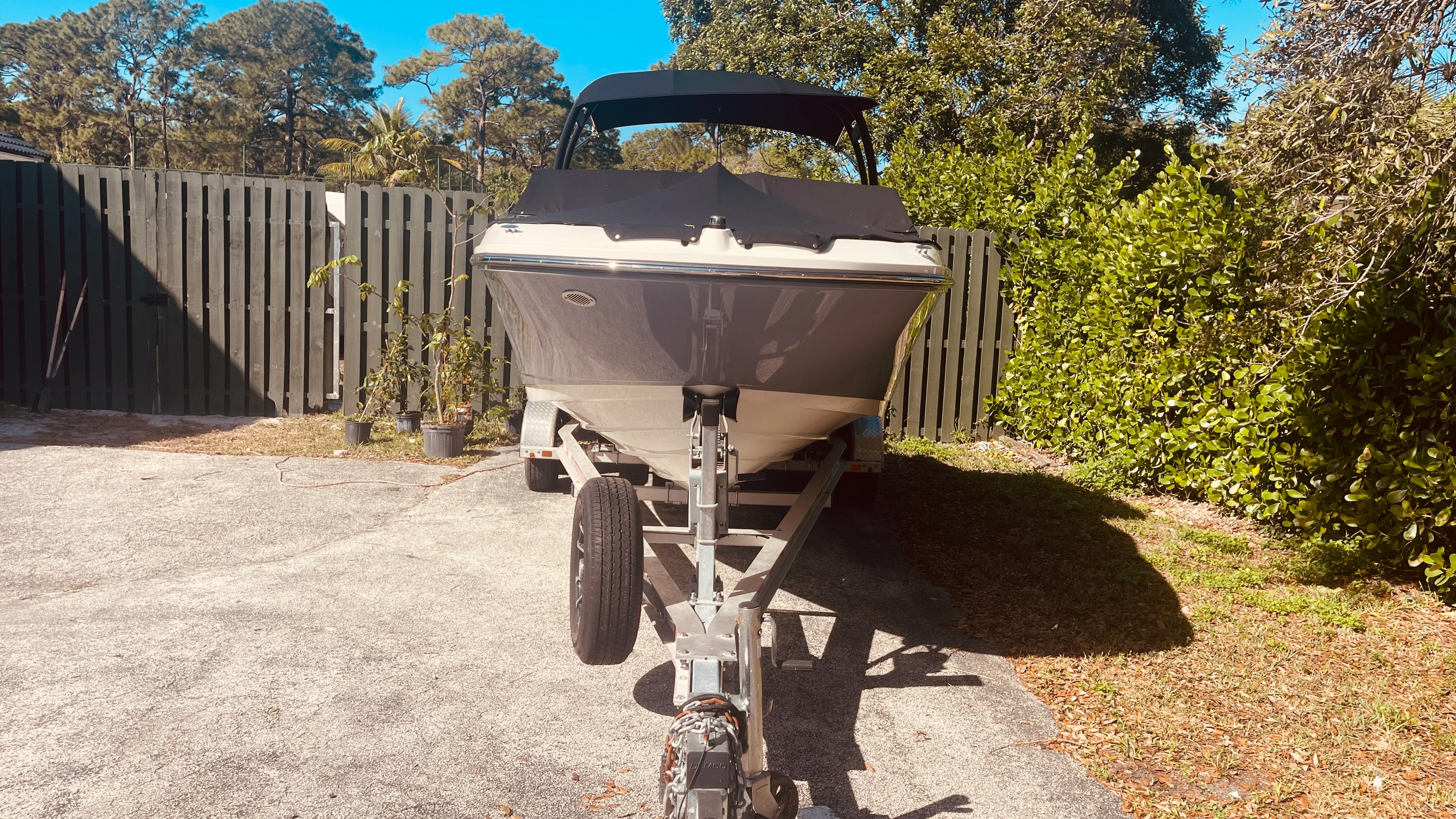 2023 Sea Ray 230 SPX OUTBOARD Image Thumbnail #2