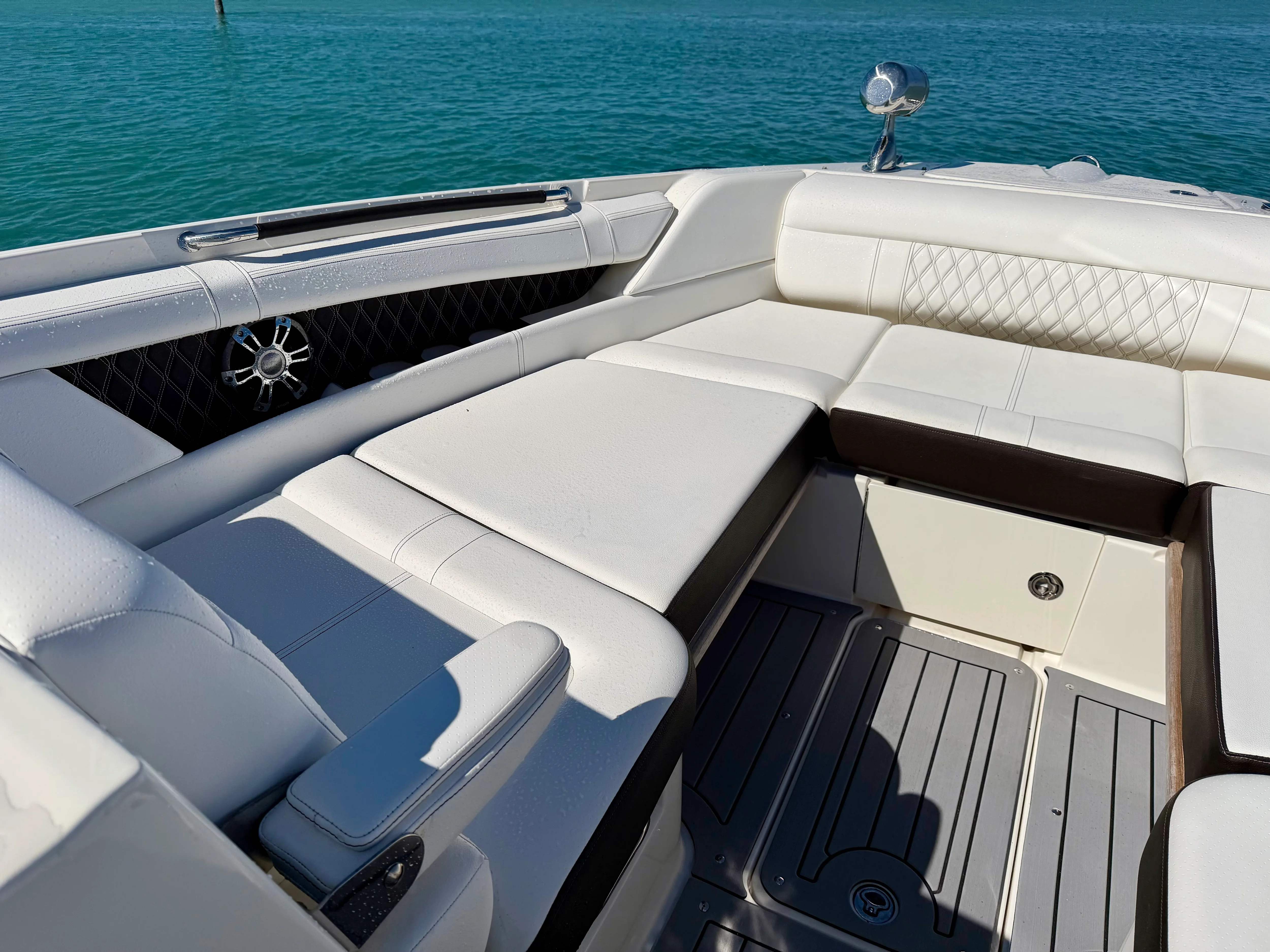 2021 Sea Ray 350 SLX Image Thumbnail #45