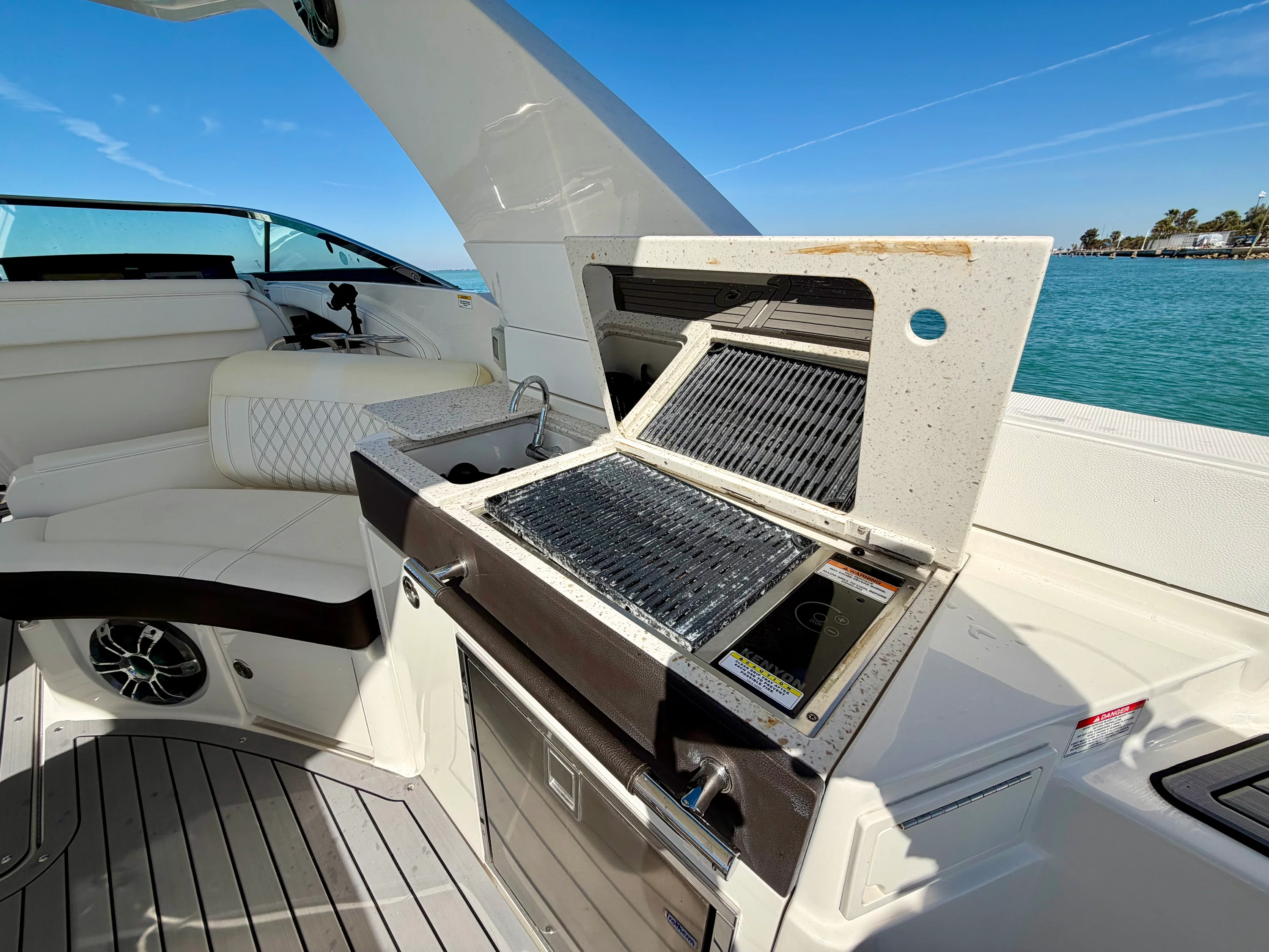 2021 Sea Ray 350 SLX Image Thumbnail #55