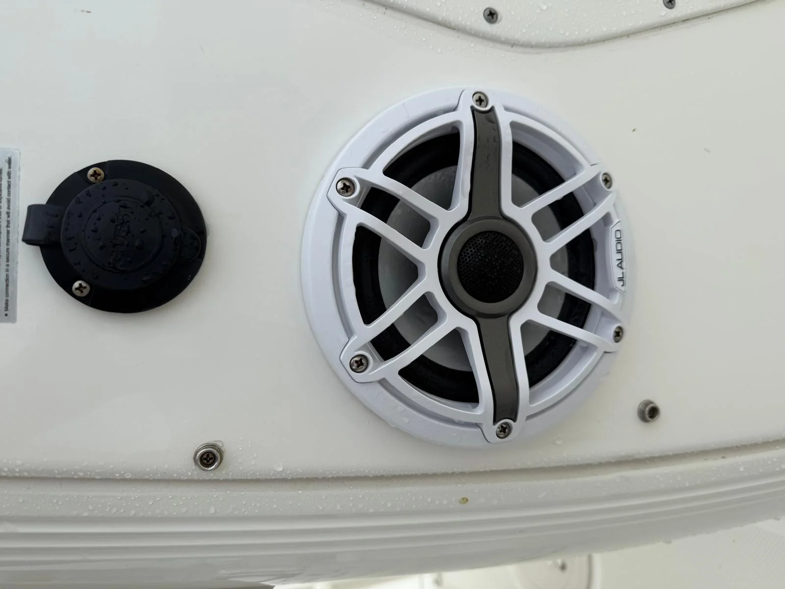 2020 Boston Whaler 240 DAUNTLESS PRO Image Thumbnail #30