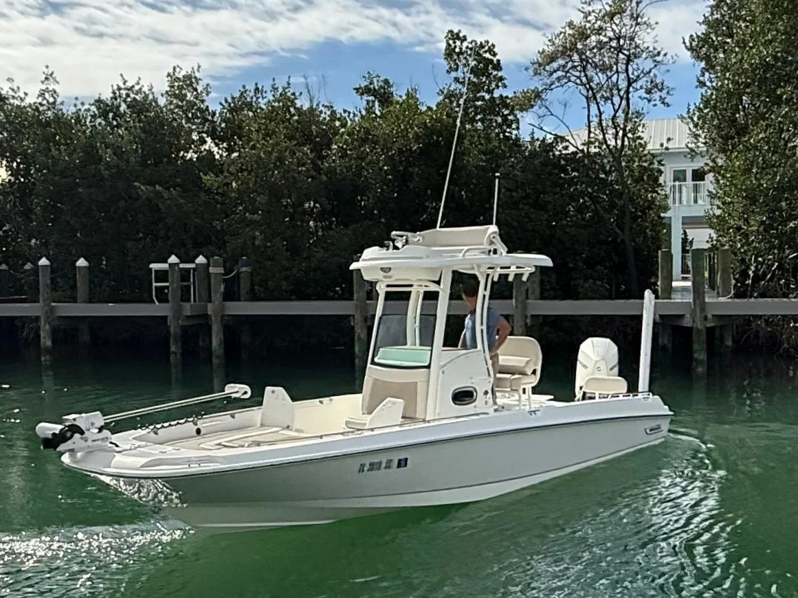 2020 Boston Whaler 240 DAUNTLESS PRO Image Thumbnail #3