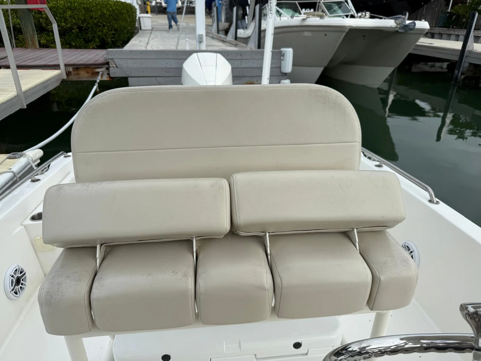 2020 Boston Whaler 240 DAUNTLESS PRO Image Thumbnail #22