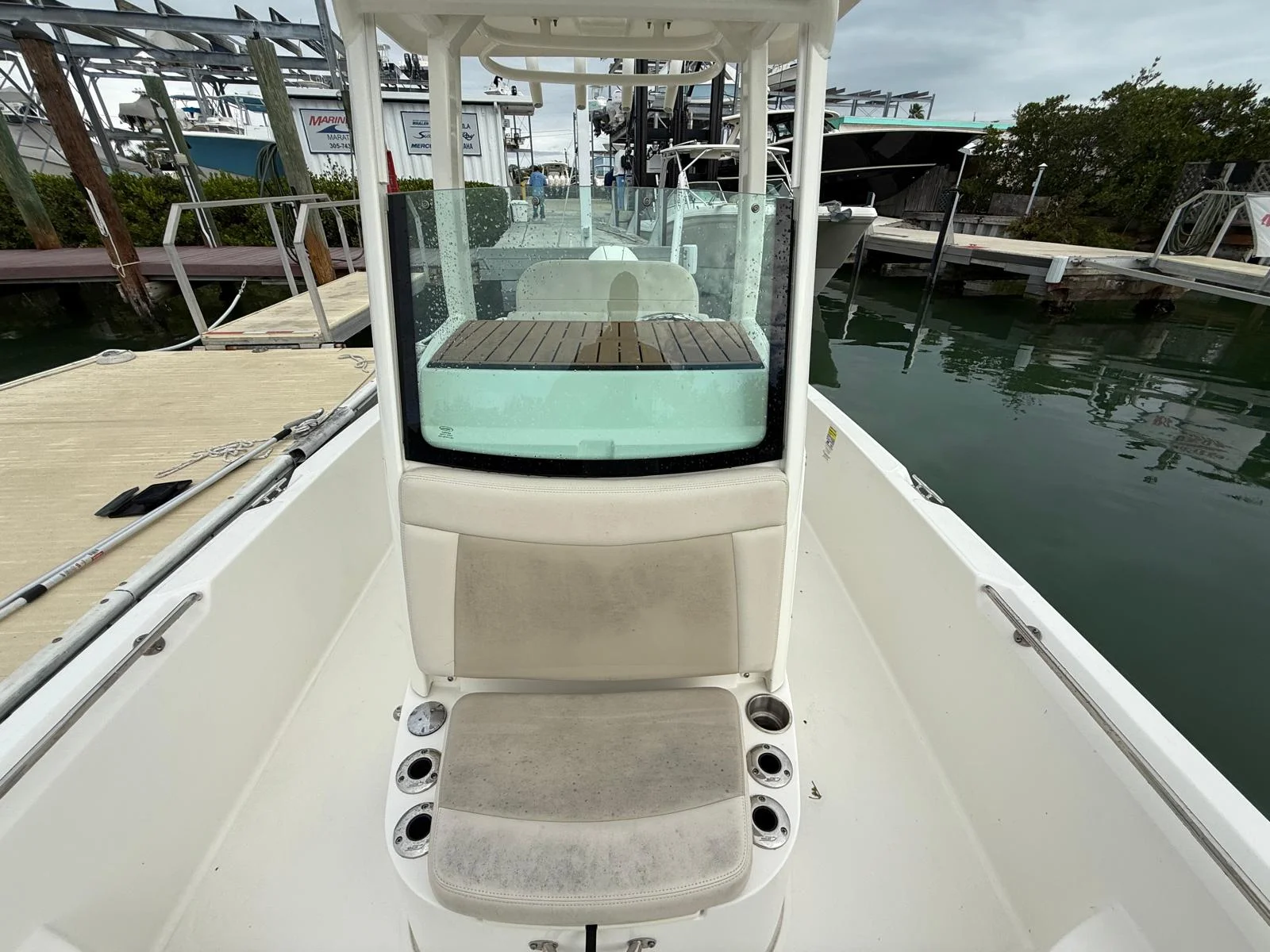 2020 Boston Whaler 240 DAUNTLESS PRO Image Thumbnail #13