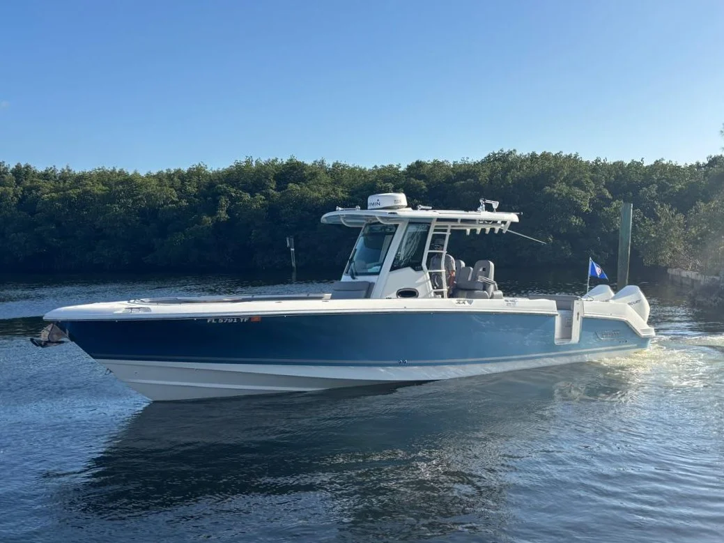 2022 Boston Whaler 33 OUTRAGE Image Thumbnail #5