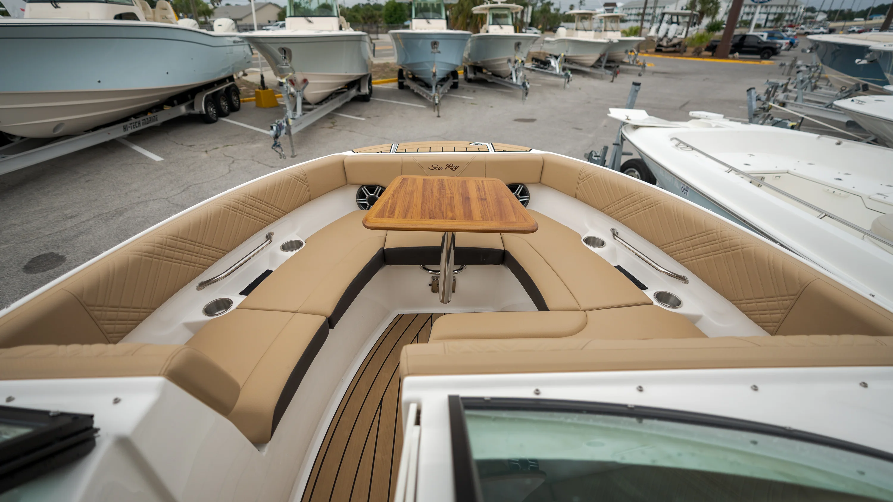 2026 Sea Ray SDX 230 Outboard Image Thumbnail #11