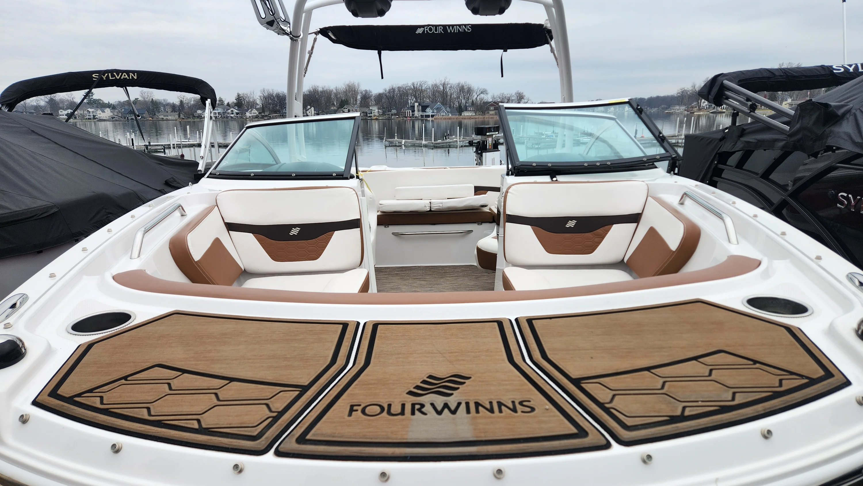 2018 Four Winns HD 200 Image Thumbnail #70