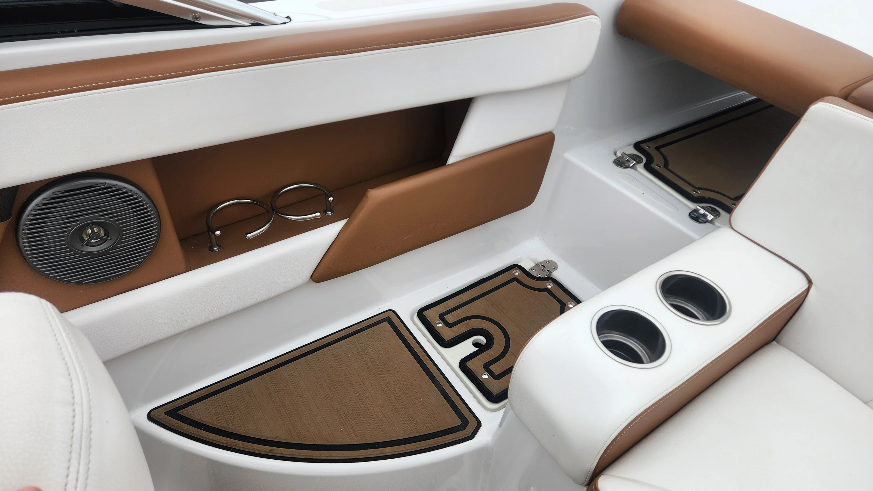 2018 Four Winns HD 200 Image Thumbnail #43