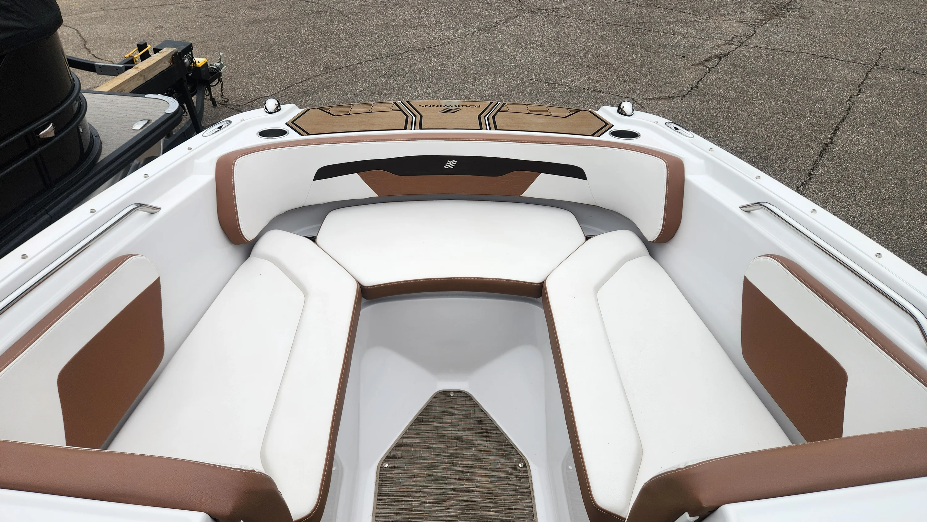 2018 Four Winns HD 200 Image Thumbnail #23