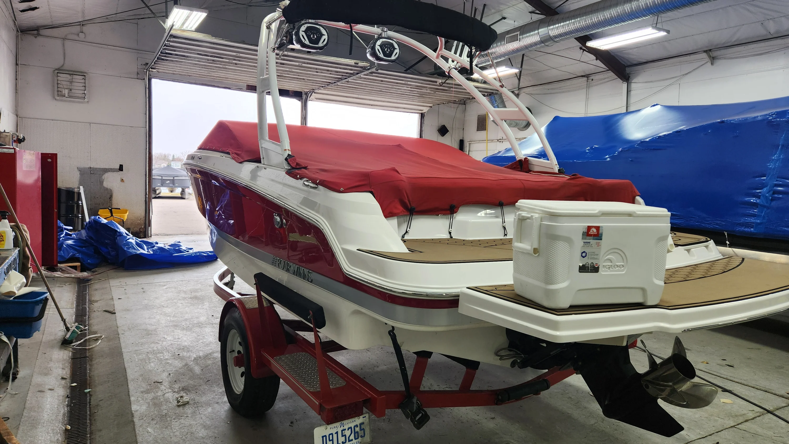 2018 Four Winns HD 200 Image Thumbnail #8