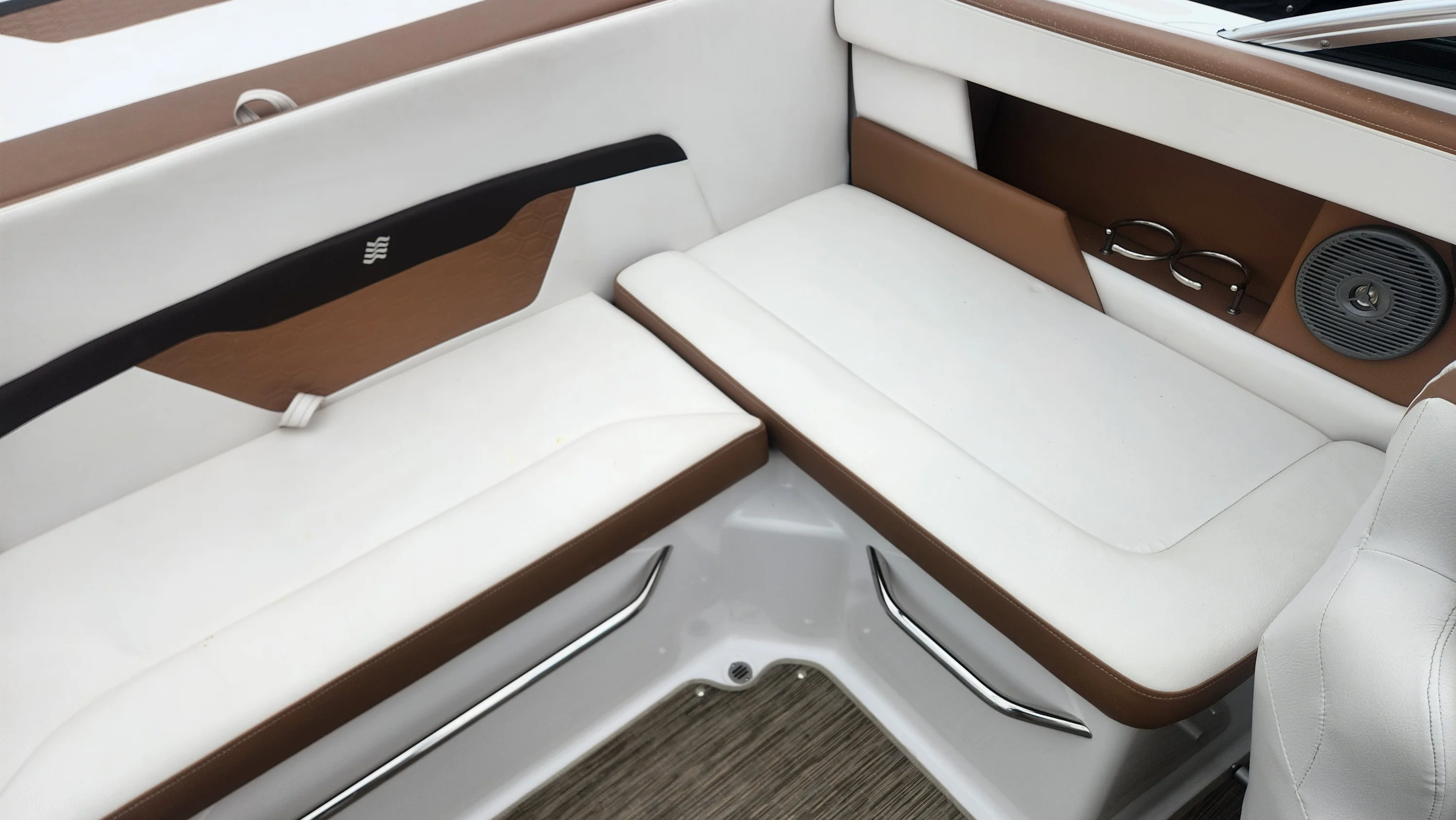 2018 Four Winns HD 200 Image Thumbnail #59