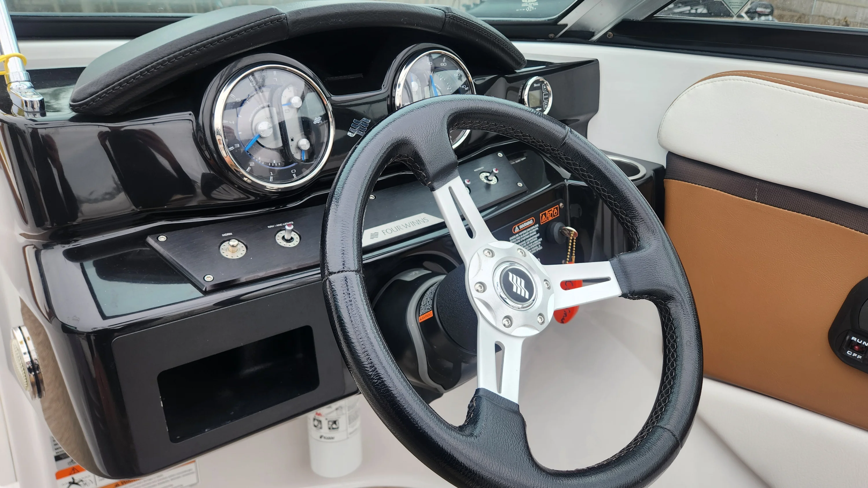 2018 Four Winns HD 200 Image Thumbnail #50