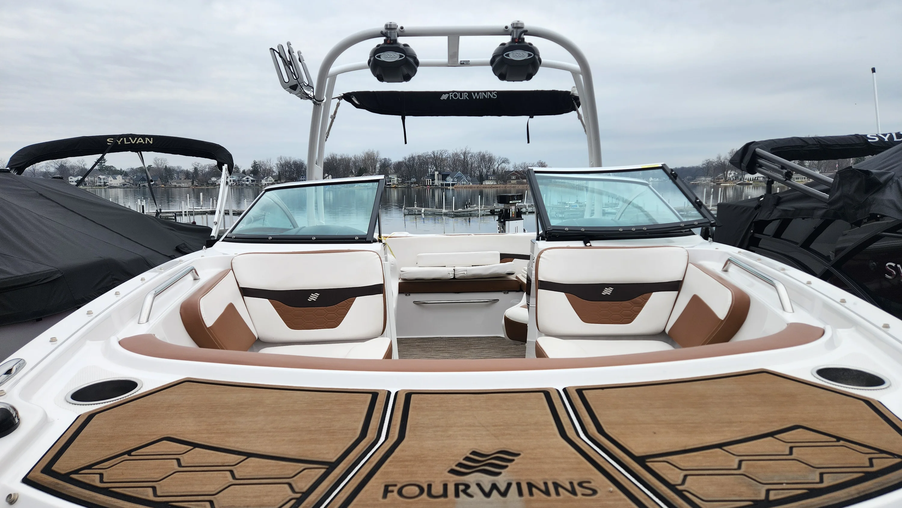 2018 Four Winns HD 200 Image Thumbnail #71