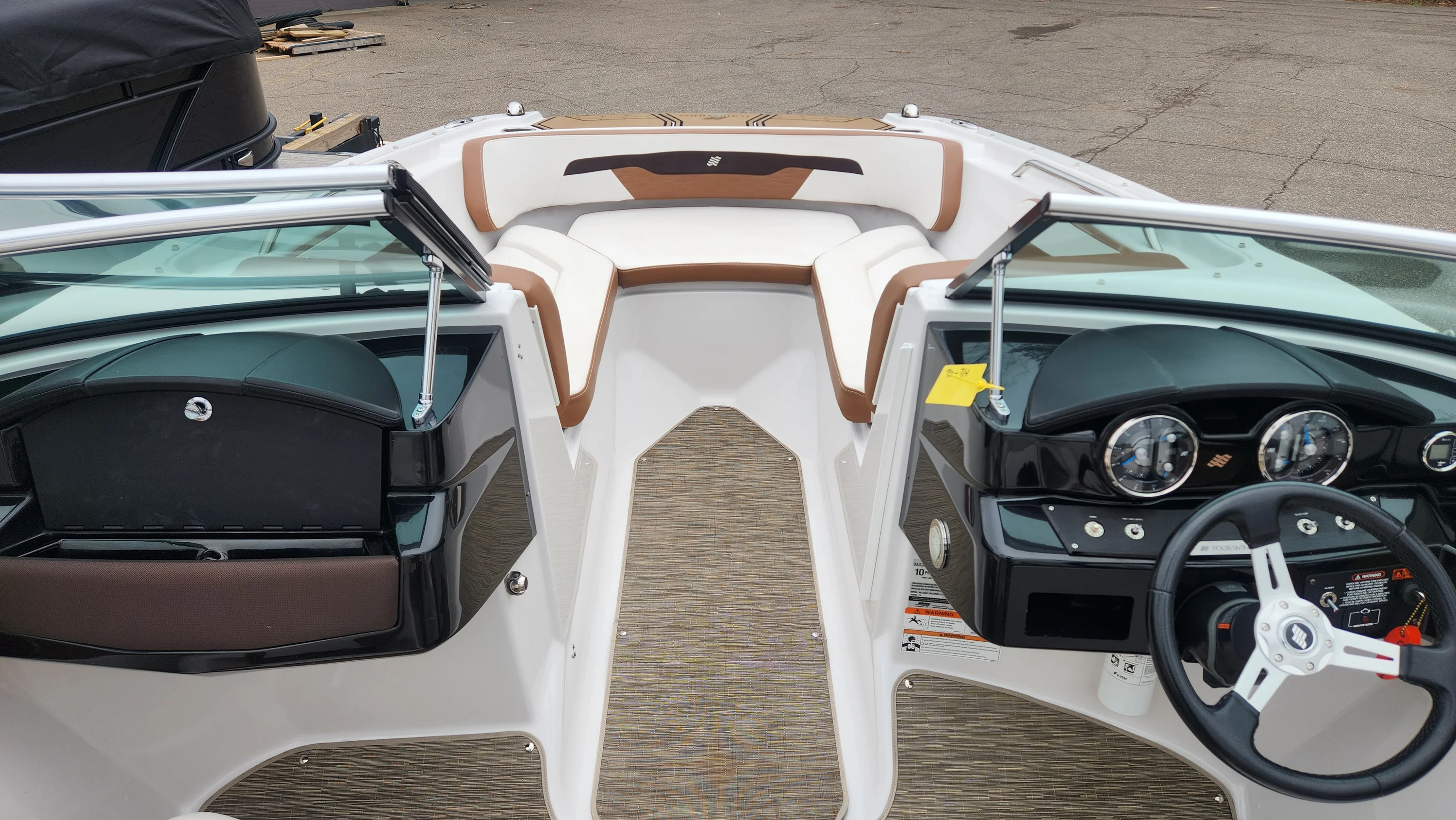 2018 Four Winns HD 200 Image Thumbnail #15