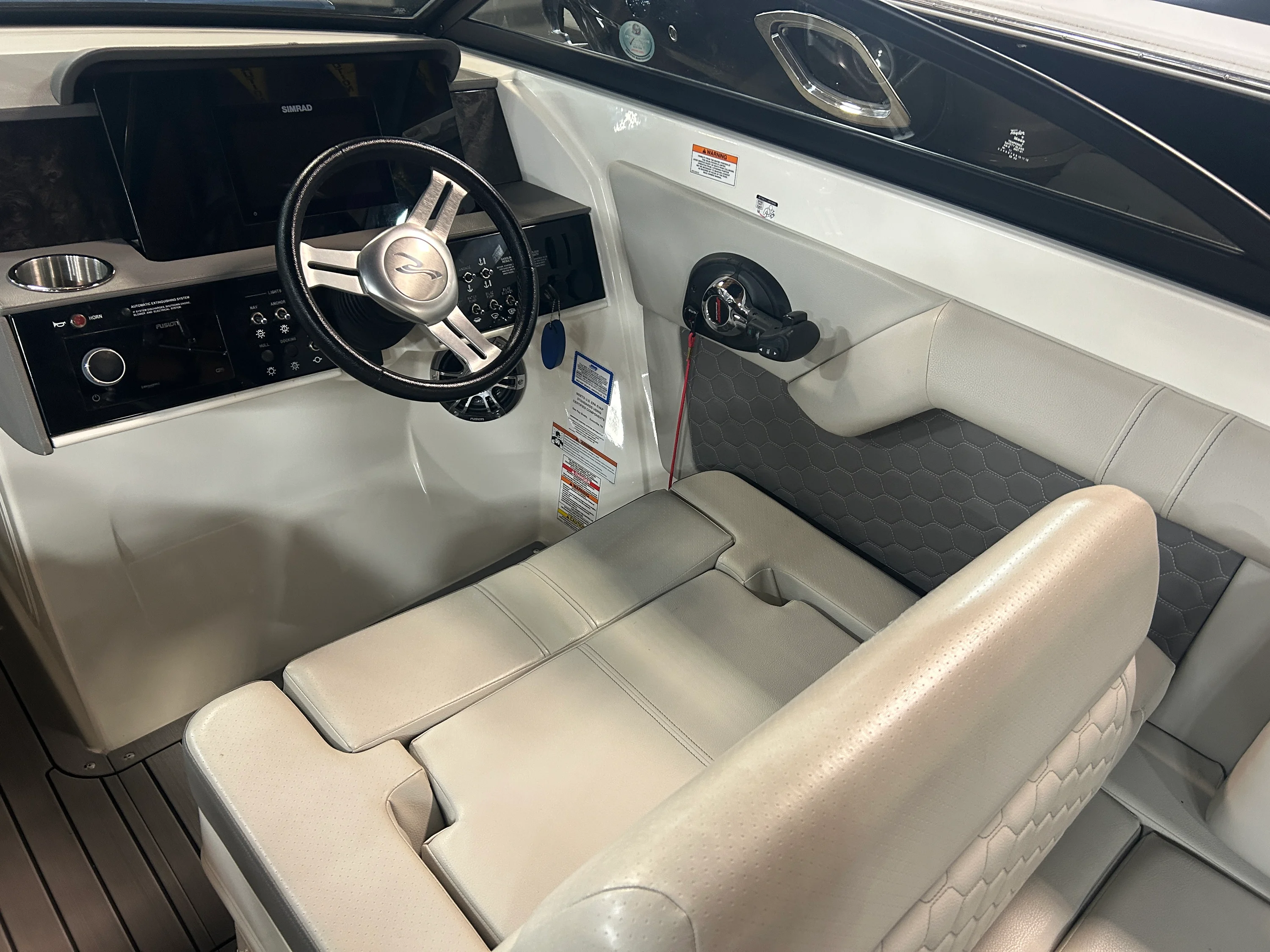 2021 Sea Ray 270 SDX Image Thumbnail #15