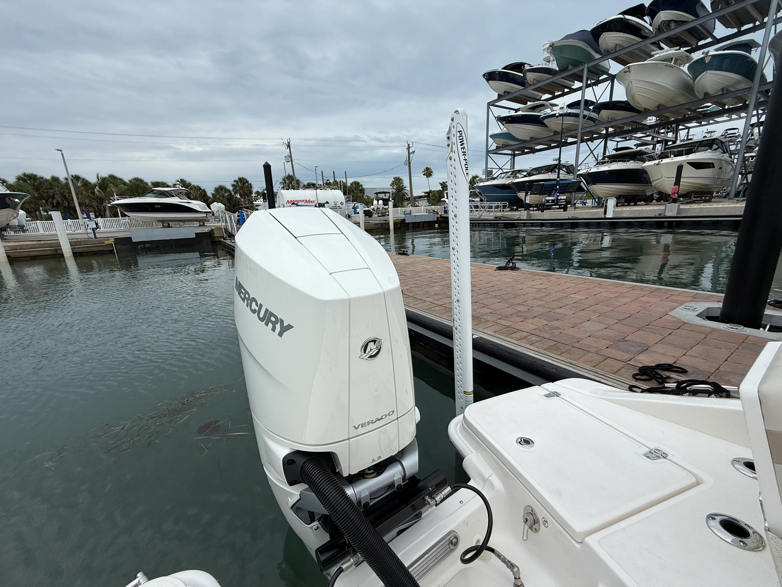 2026 Boston Whaler 250 Dauntless Image Thumbnail #23