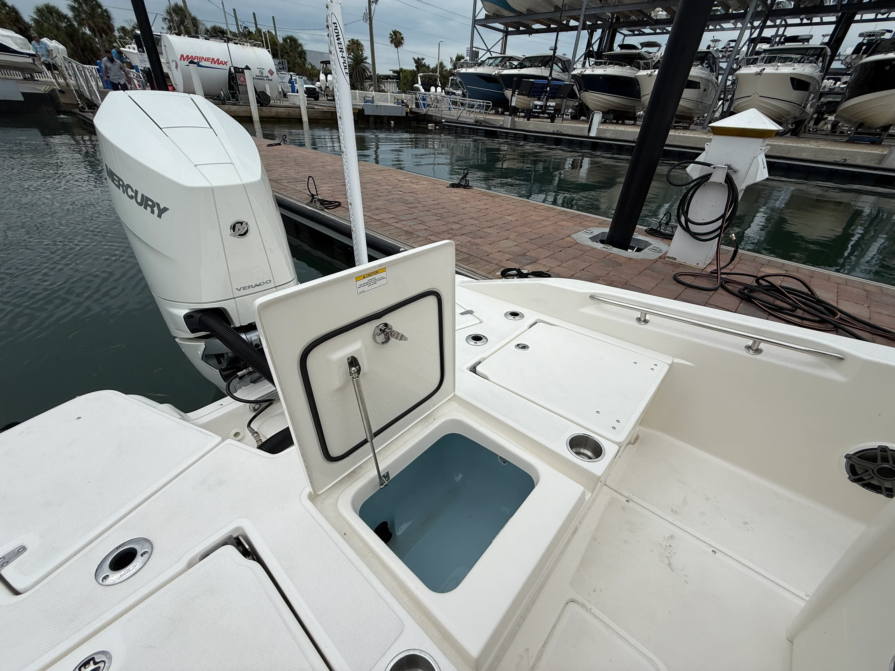 2026 Boston Whaler 250 Dauntless Image Thumbnail #22