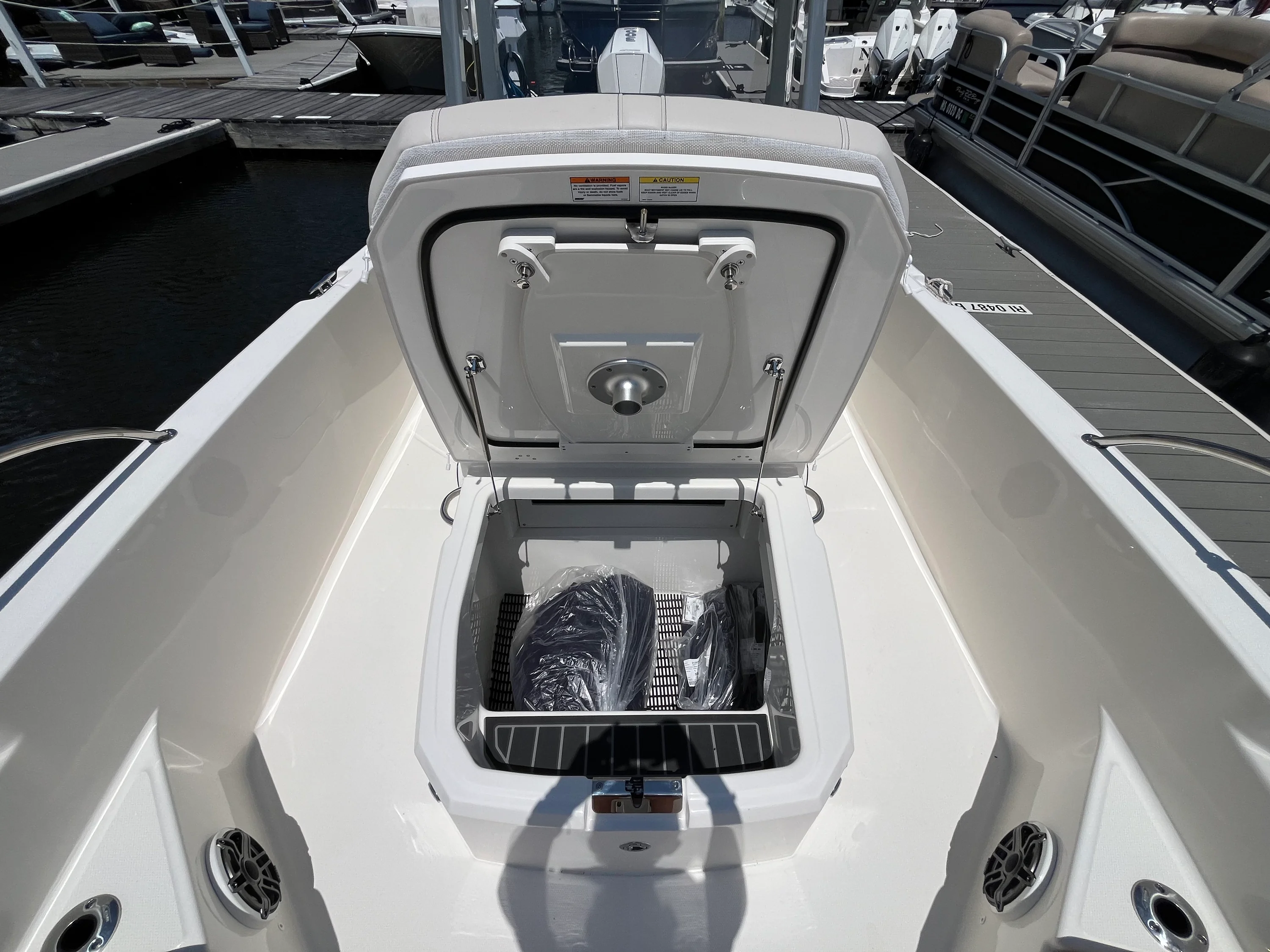 2026 Boston Whaler 250 Dauntless Image Thumbnail #29
