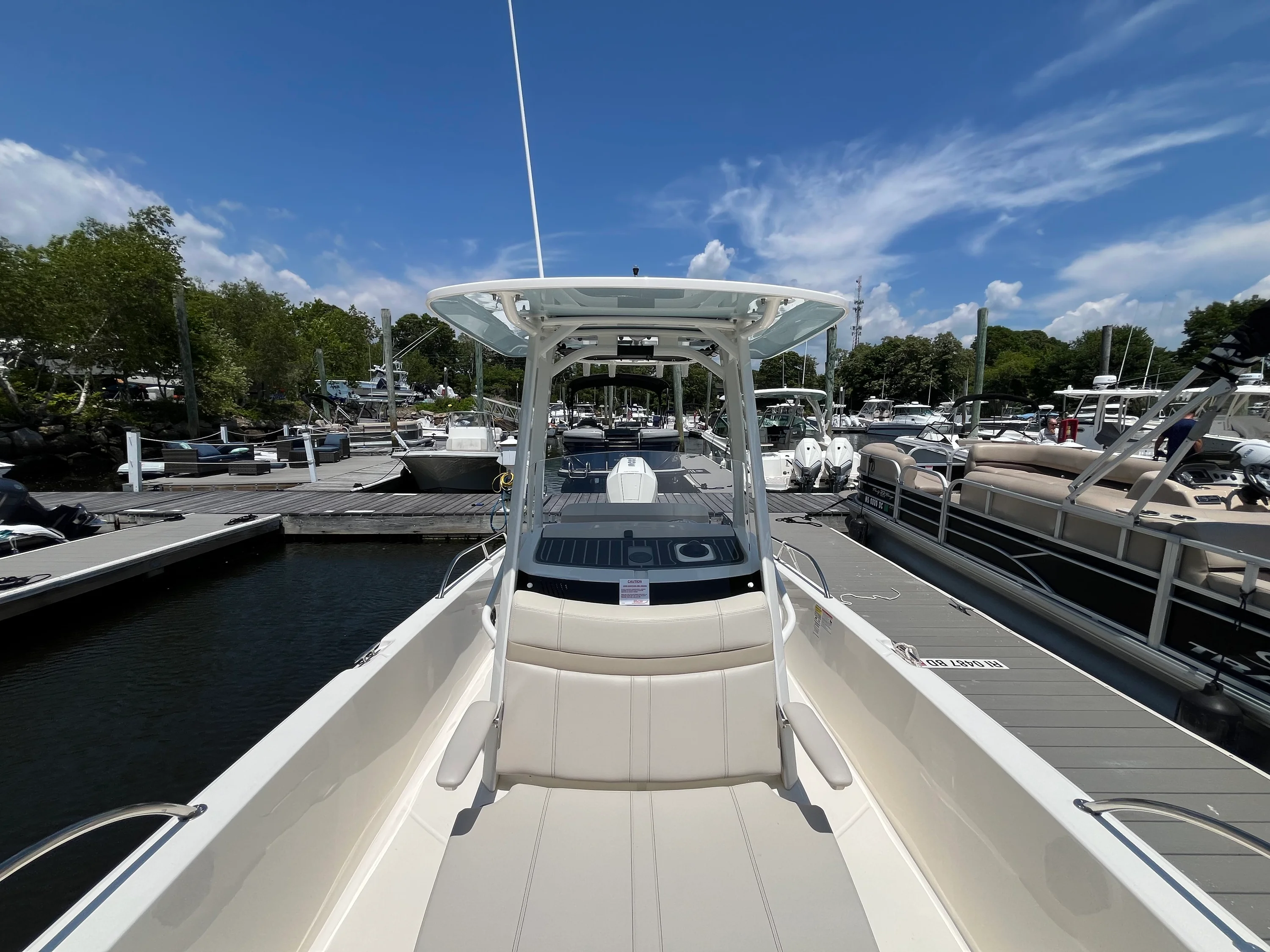 2026 Boston Whaler 250 Dauntless Image Thumbnail #28
