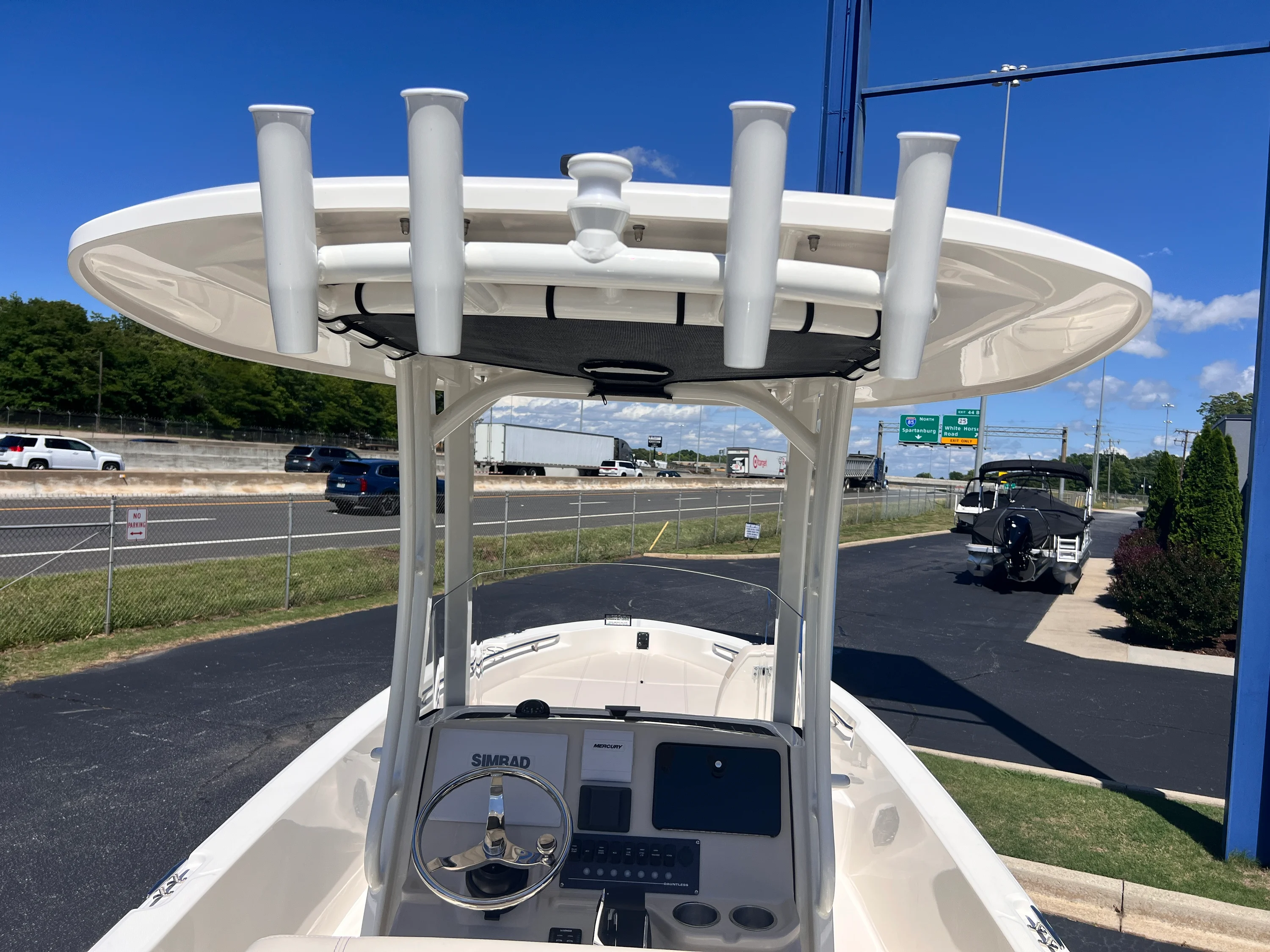 2026 Boston Whaler 250 Dauntless Image Thumbnail #14