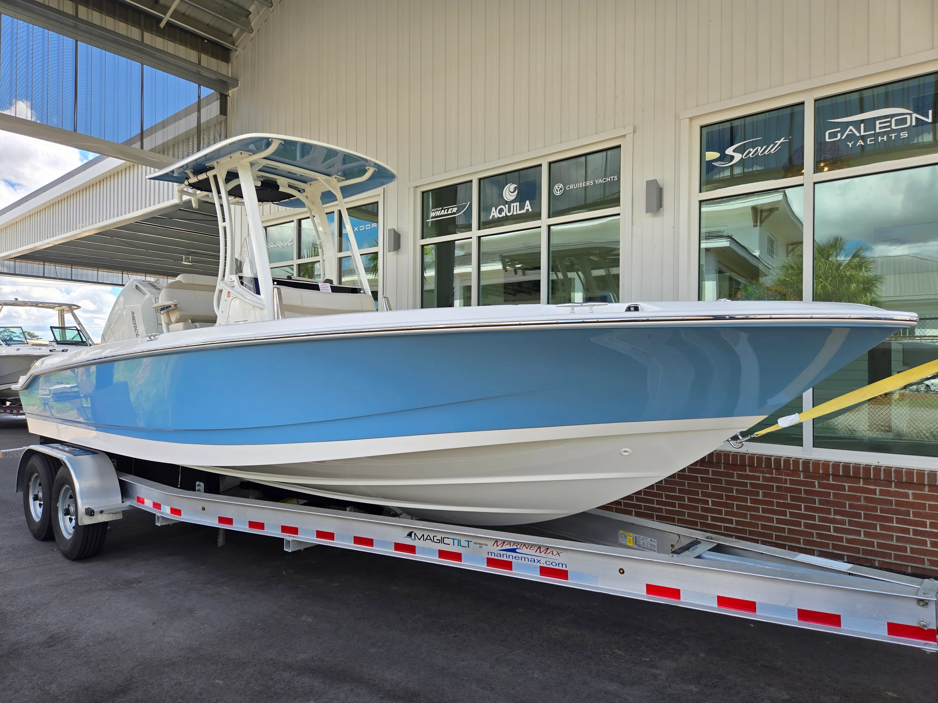2026 Boston Whaler 250 Dauntless Image Thumbnail #20