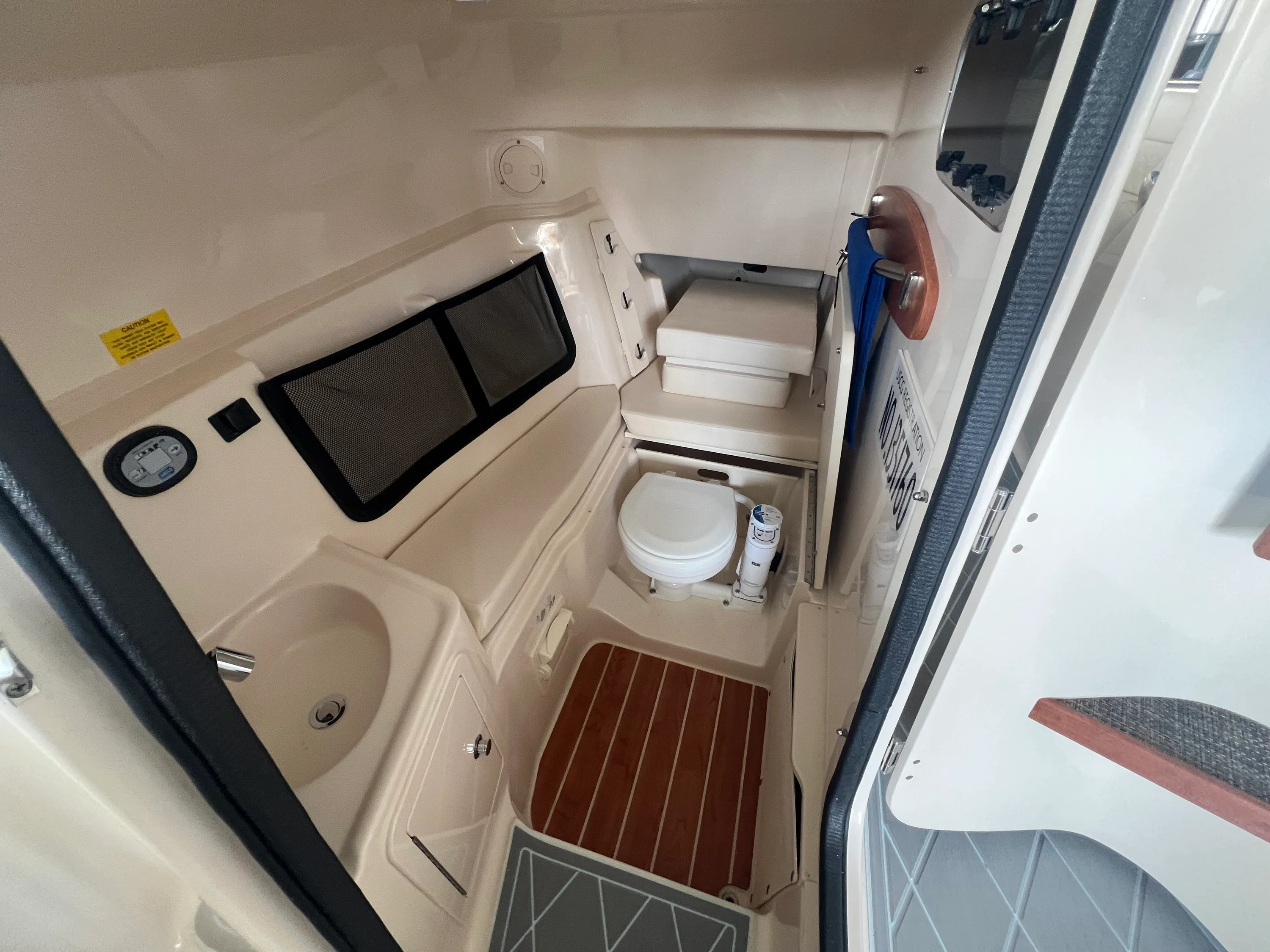 2025 Grady-White 307 FREEDOM Image Thumbnail #10