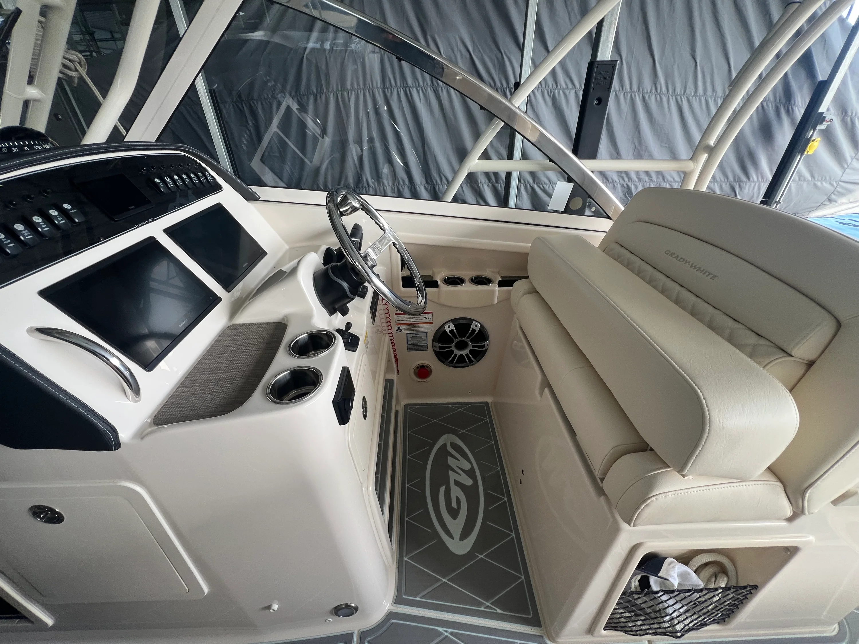 2025 Grady-White 307 FREEDOM Image Thumbnail #11