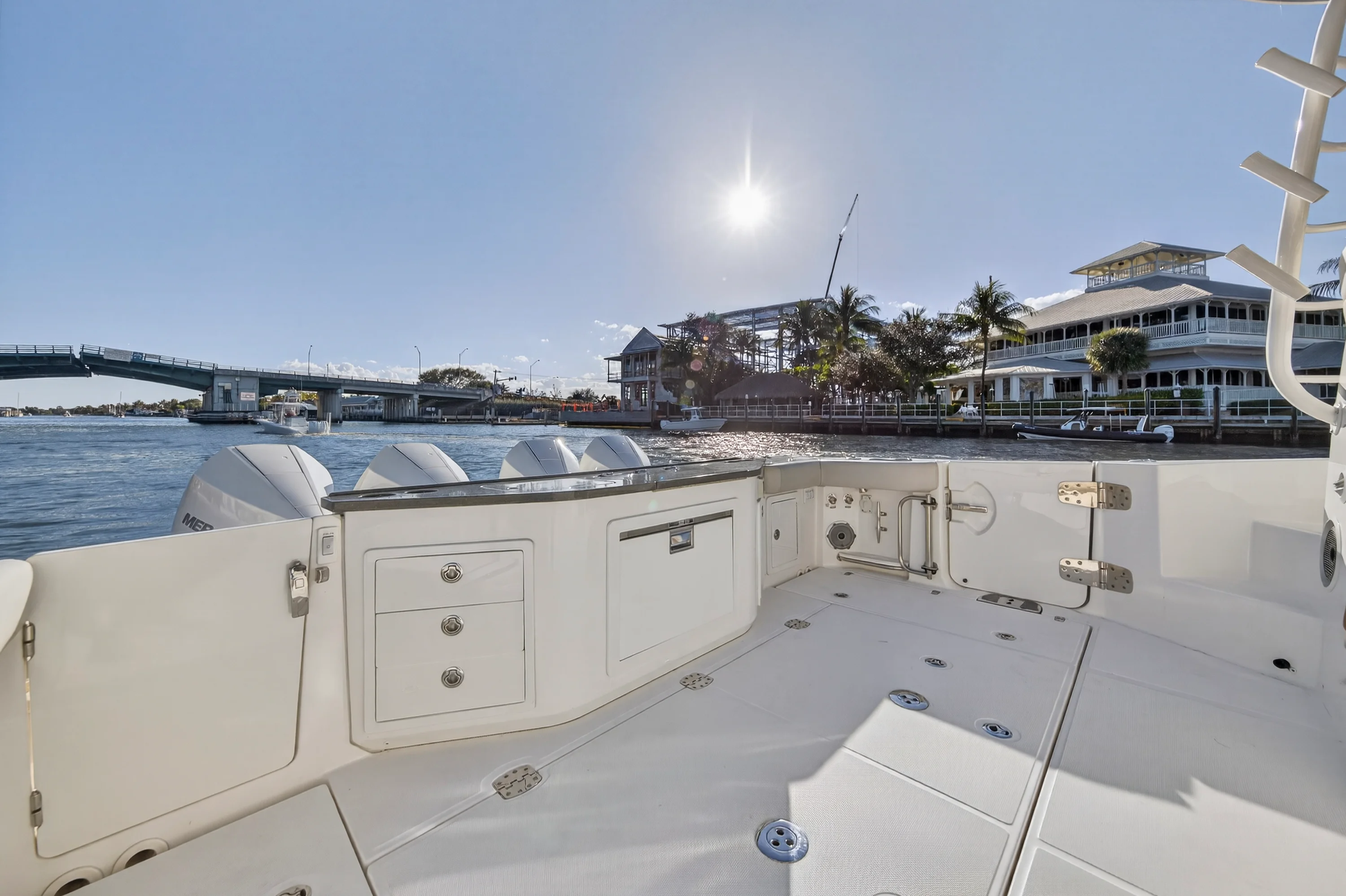 2021 Boston Whaler 405 CONQUEST Image Thumbnail #48