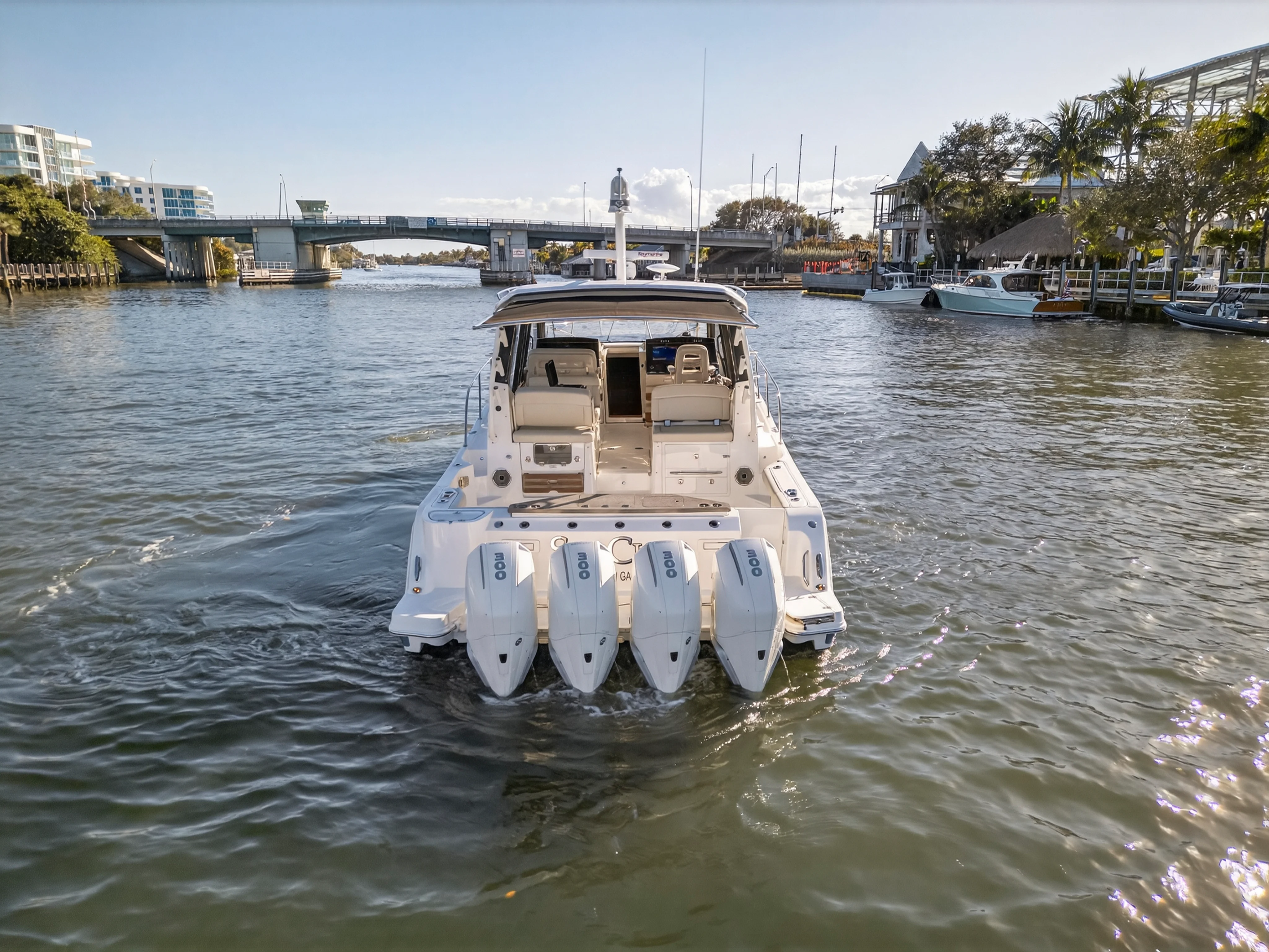 2021 Boston Whaler 405 CONQUEST Image Thumbnail #6