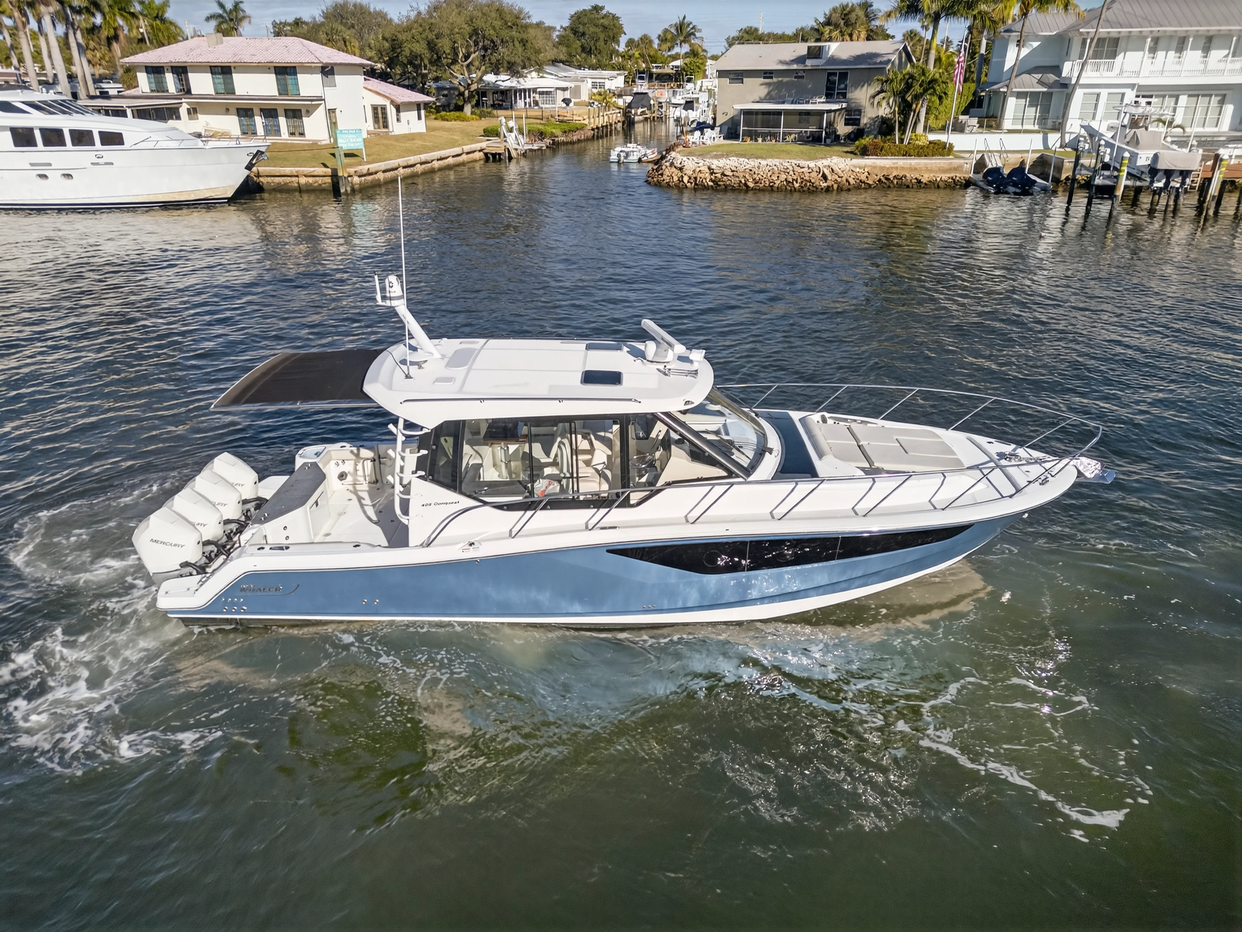 2021 Boston Whaler 405 CONQUEST Image Thumbnail #3