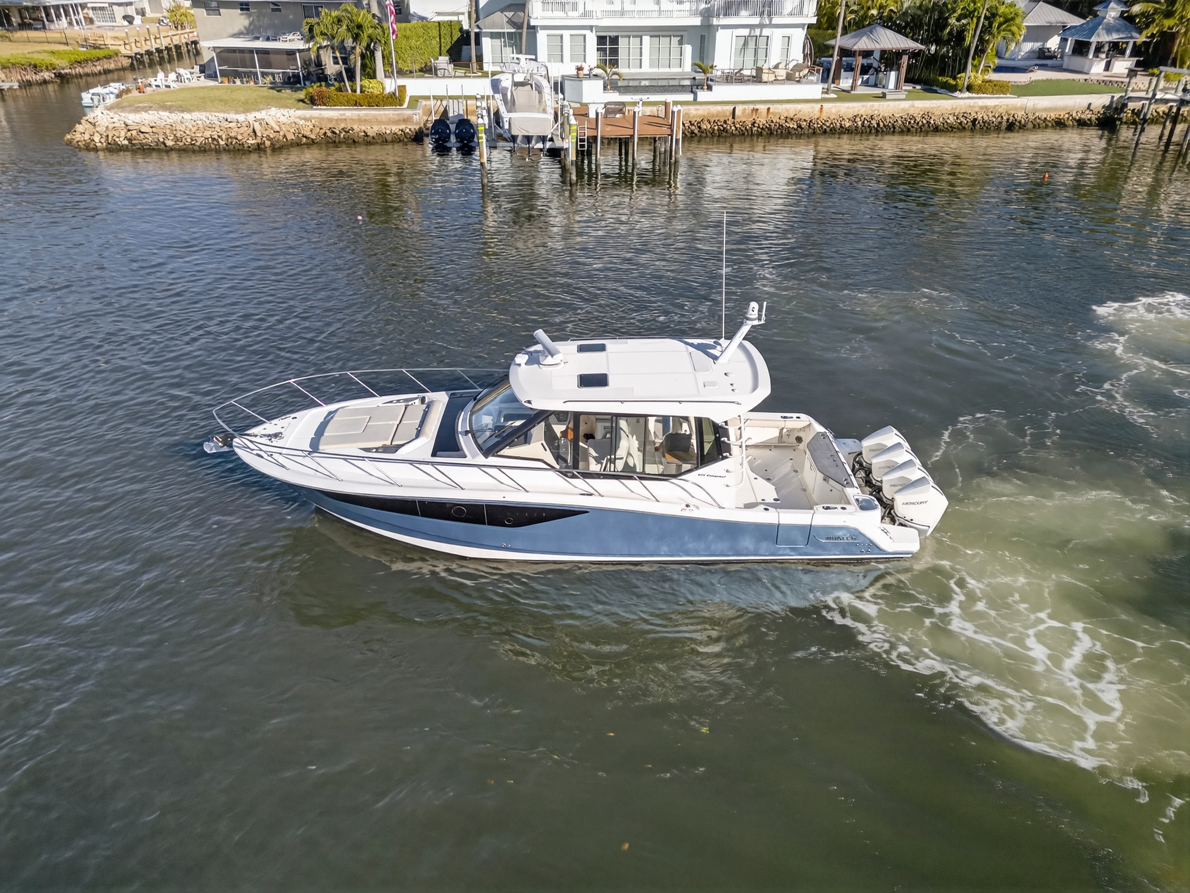 2021 Boston Whaler 405 CONQUEST Image Thumbnail #9