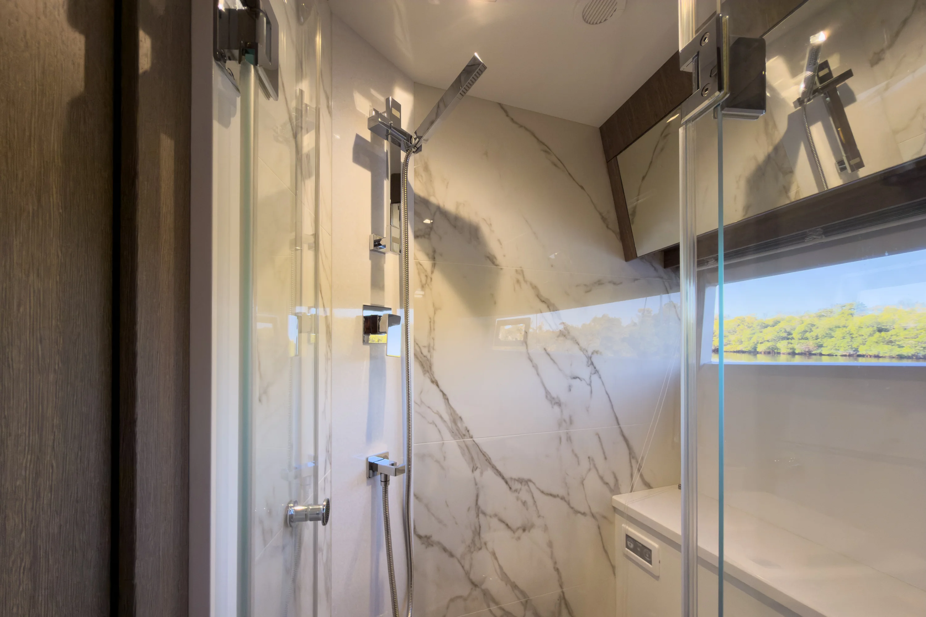 2022 Galeon 510 SKY Image Thumbnail #19