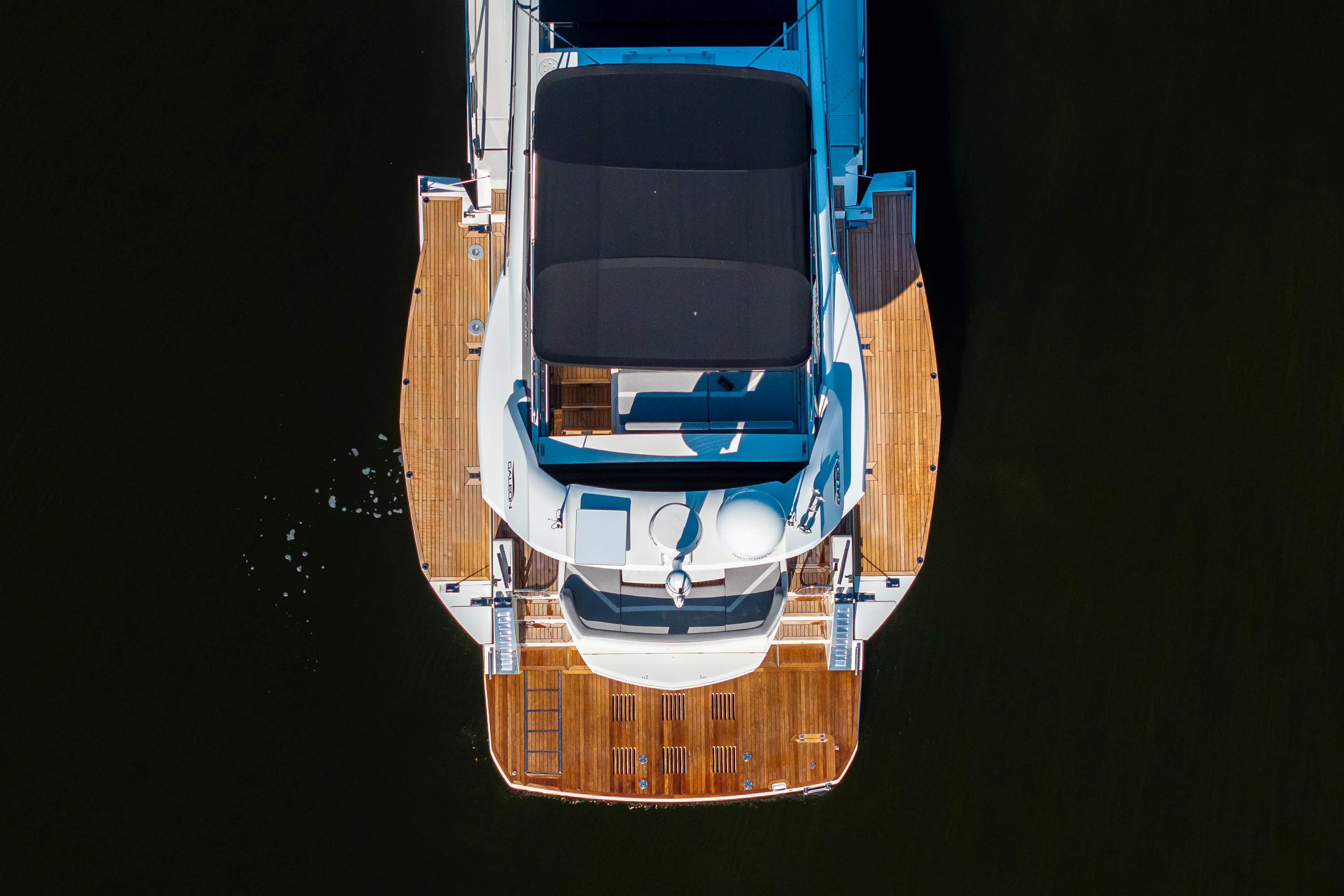 2022 Galeon 510 SKY Image Thumbnail #4