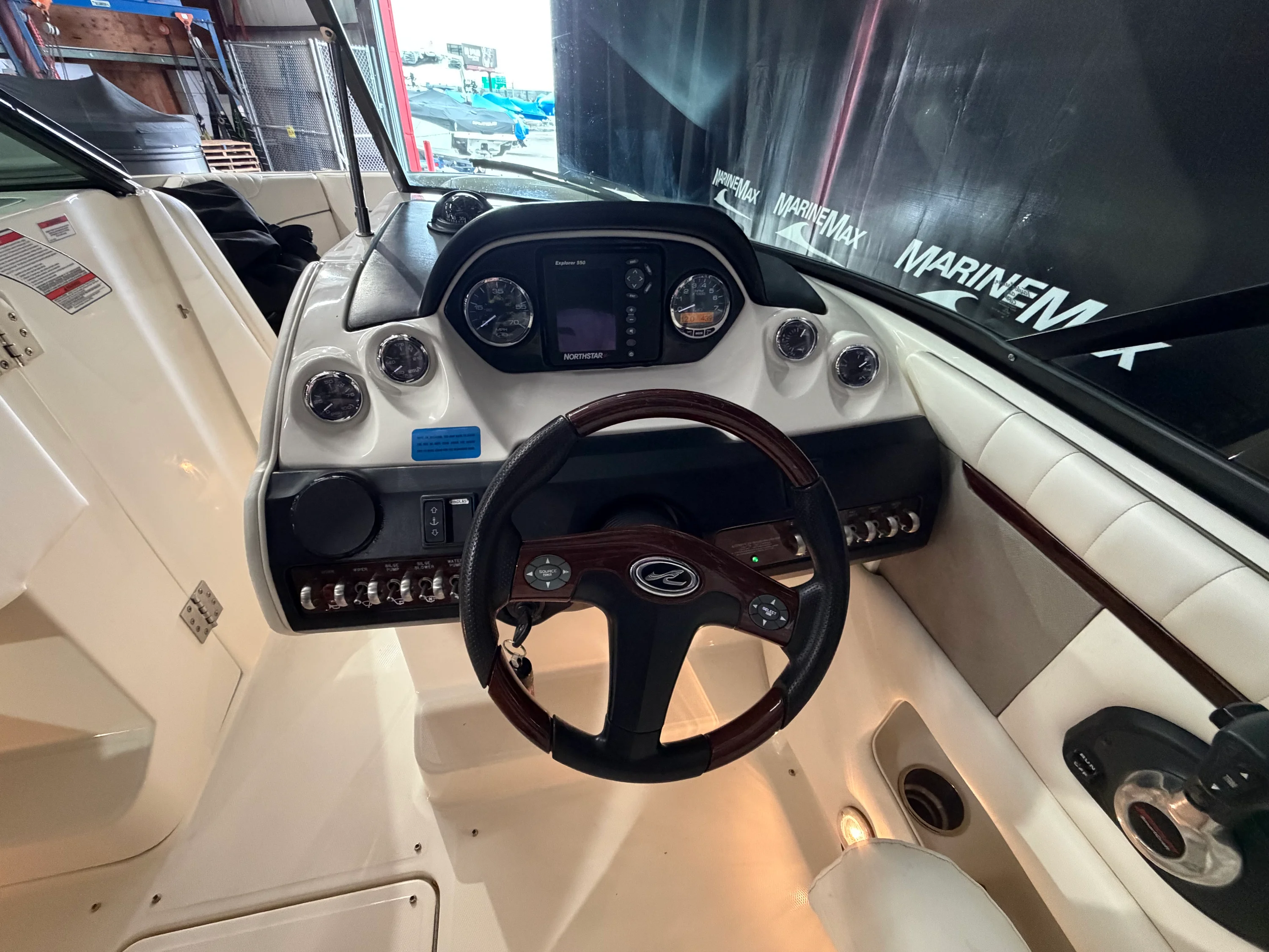 2008 Sea Ray 270 SLX Image Thumbnail #40