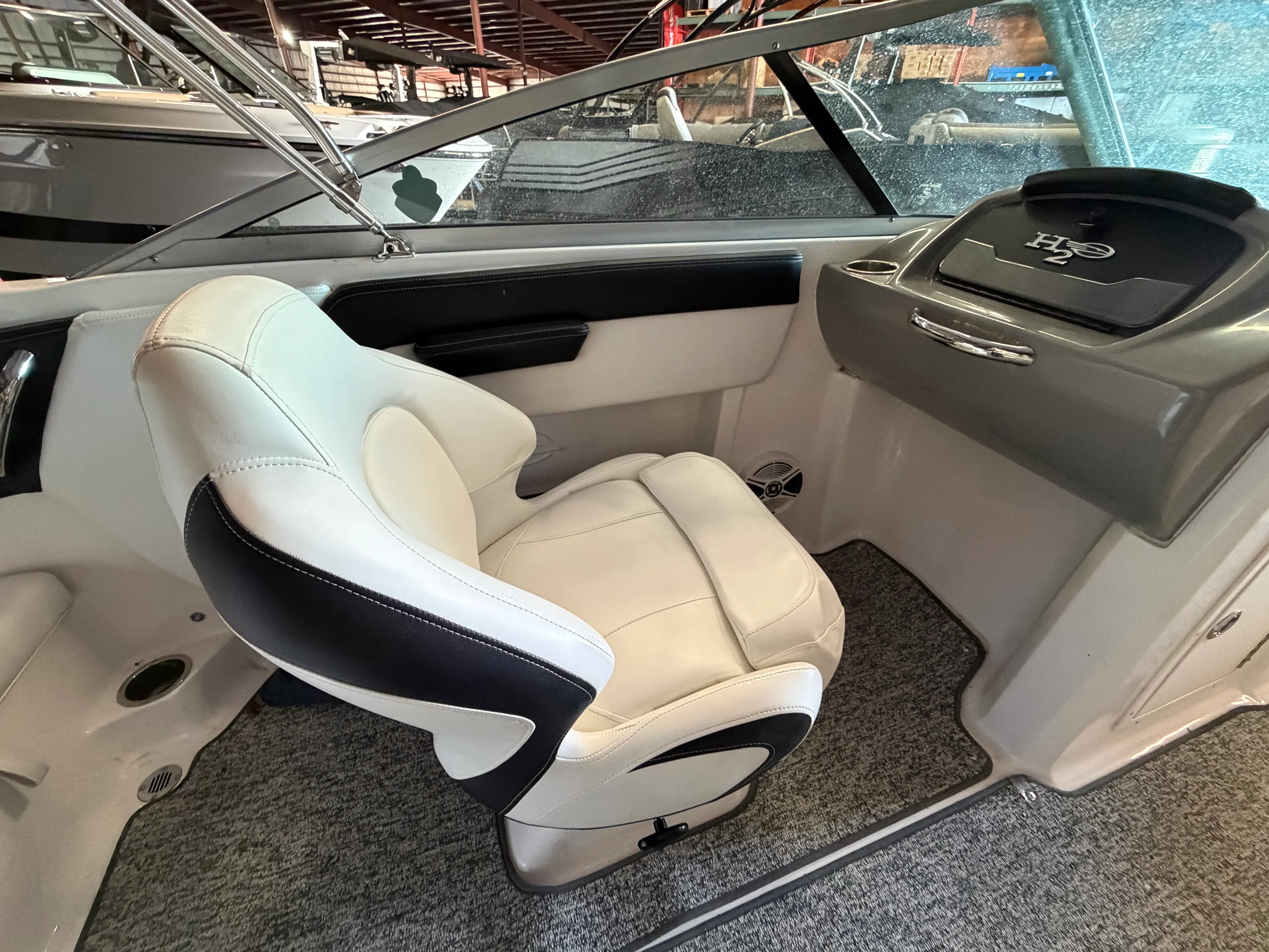 2018 Chaparral 21 H20 DELUXE Image Thumbnail #21